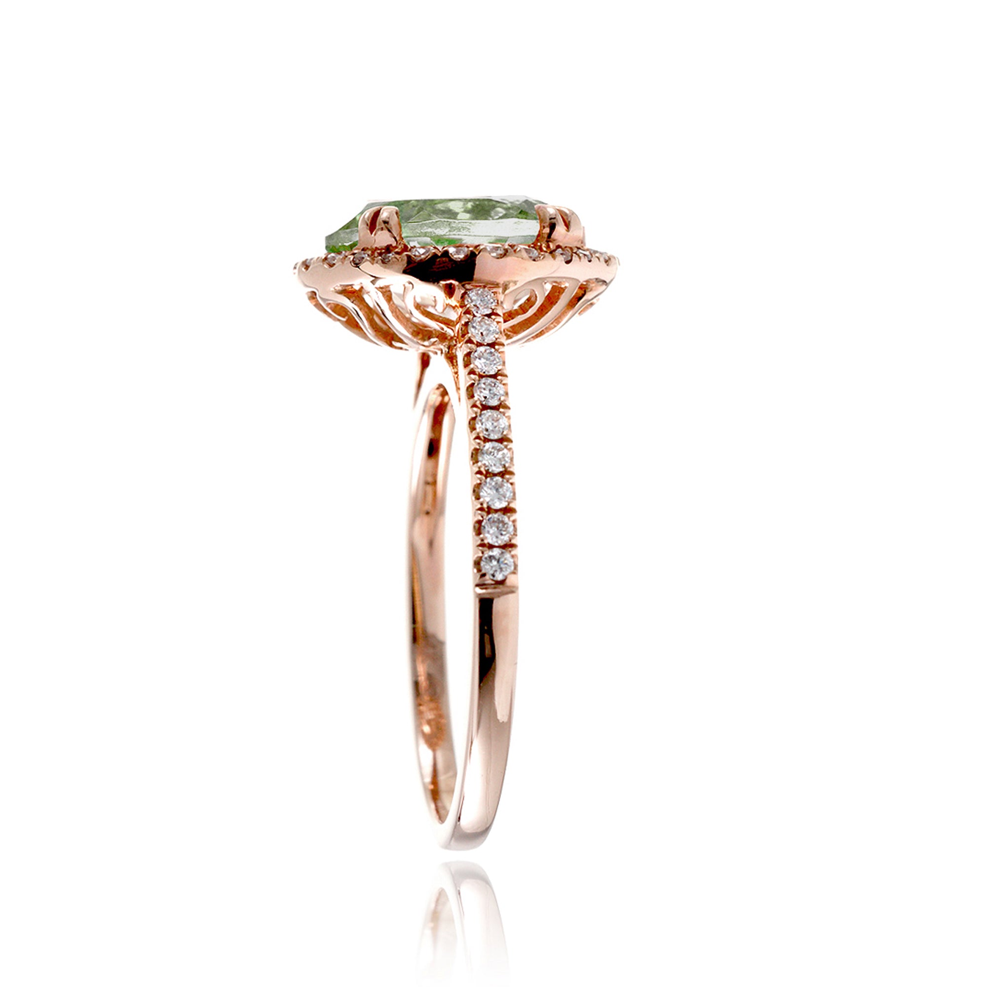 The Signature Oval Green Sapphire Ring (Lab-Grown)