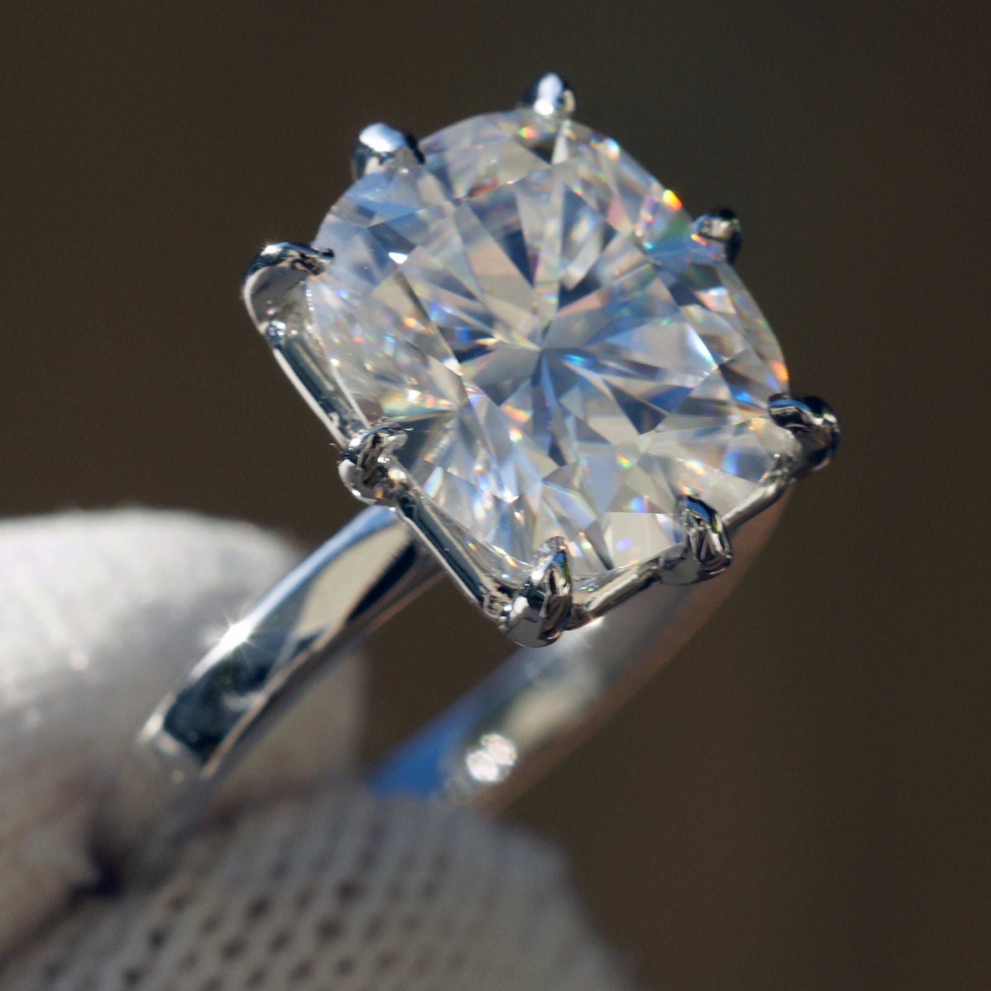 6 prongs cushion moissanite ring 14k white gold