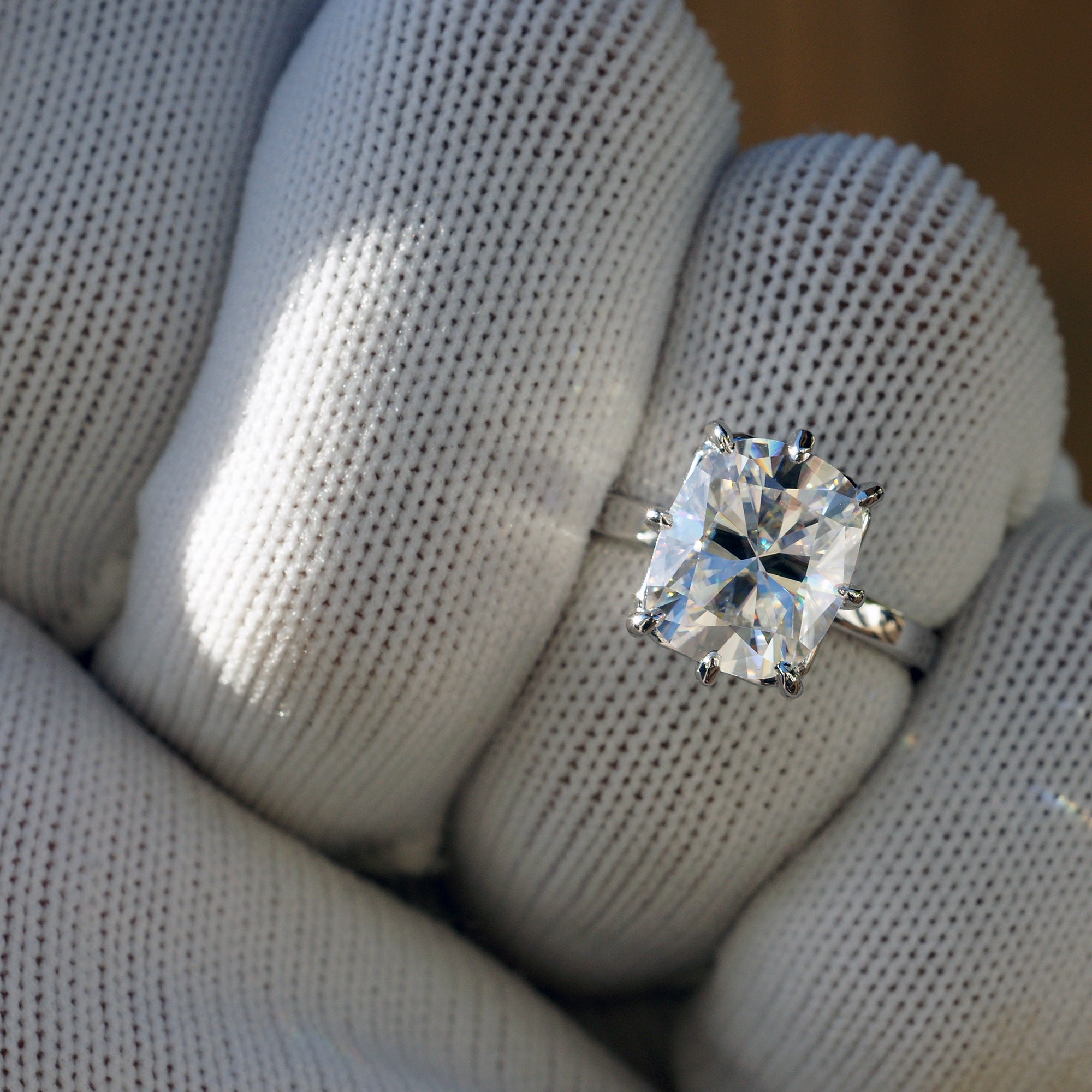 6 prongs cushion moissanite ring 14k white gold