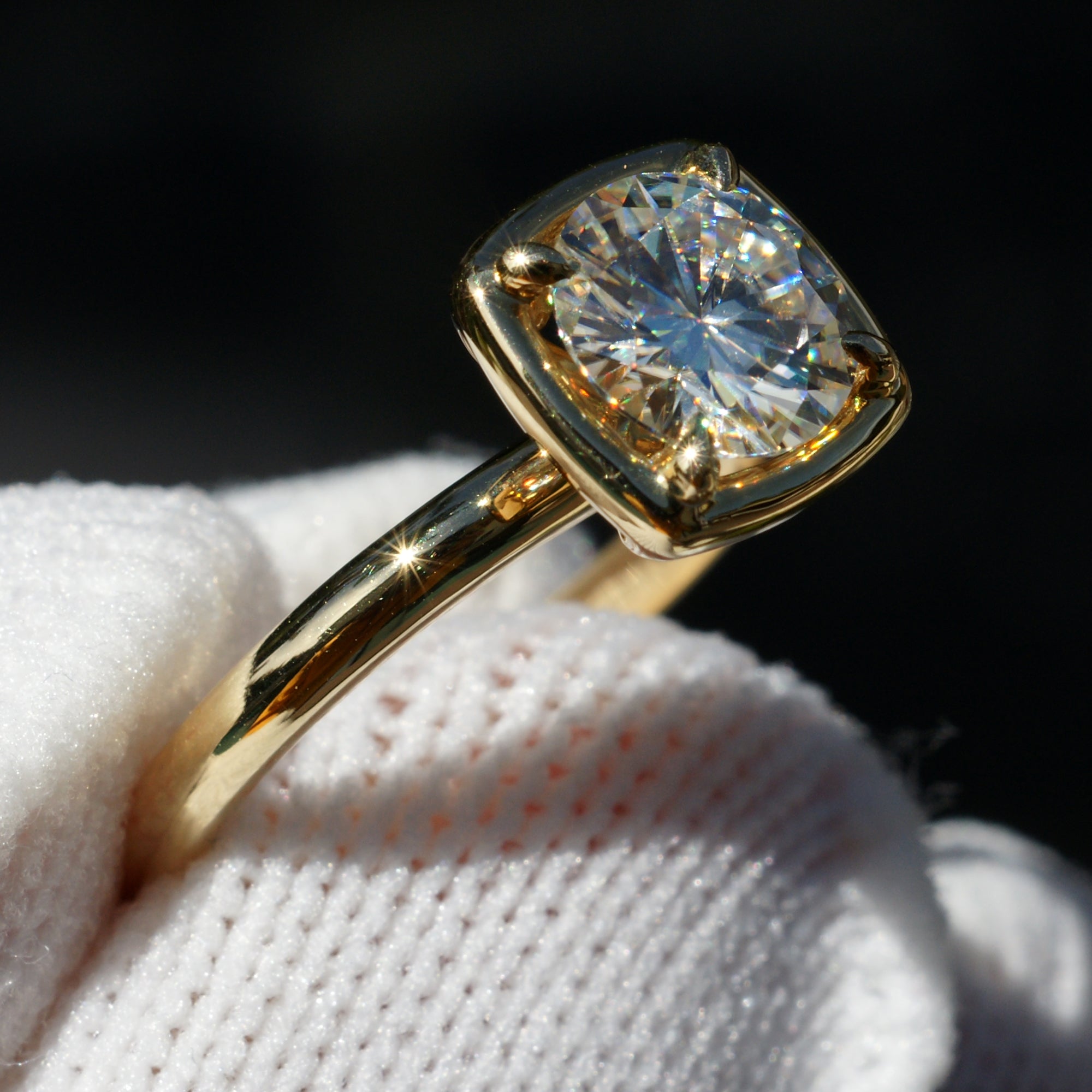 Round Moissanite Ring 18k Yellow Gold - The Jane 7mm