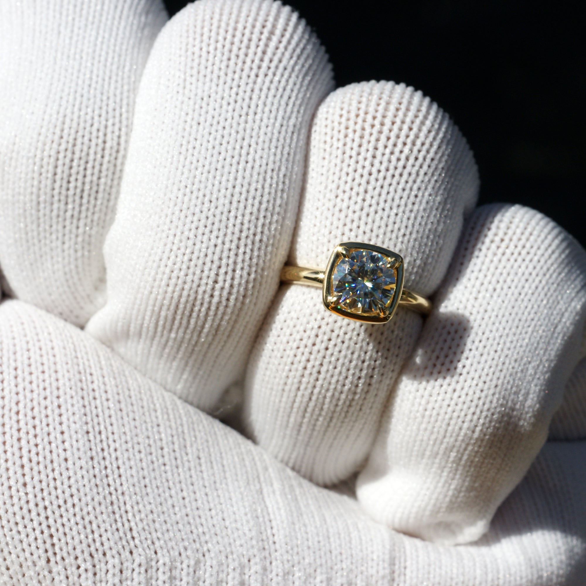Round Moissanite Ring 18k Yellow Gold - The Jane 7mm