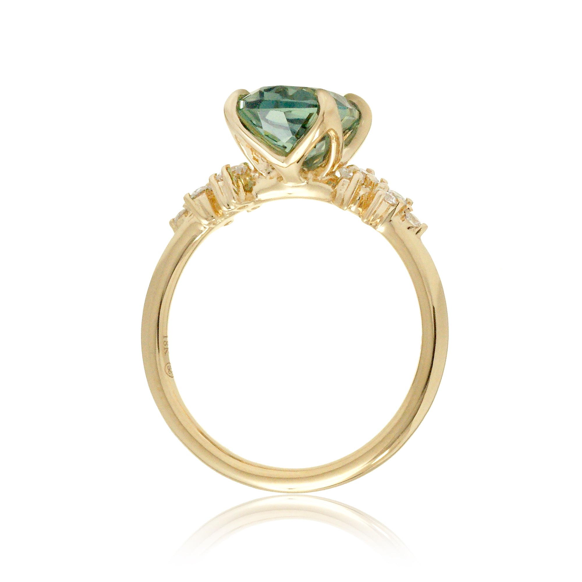 The Stella Oval Cut Green Sapphire Ring (Lab-Grown)