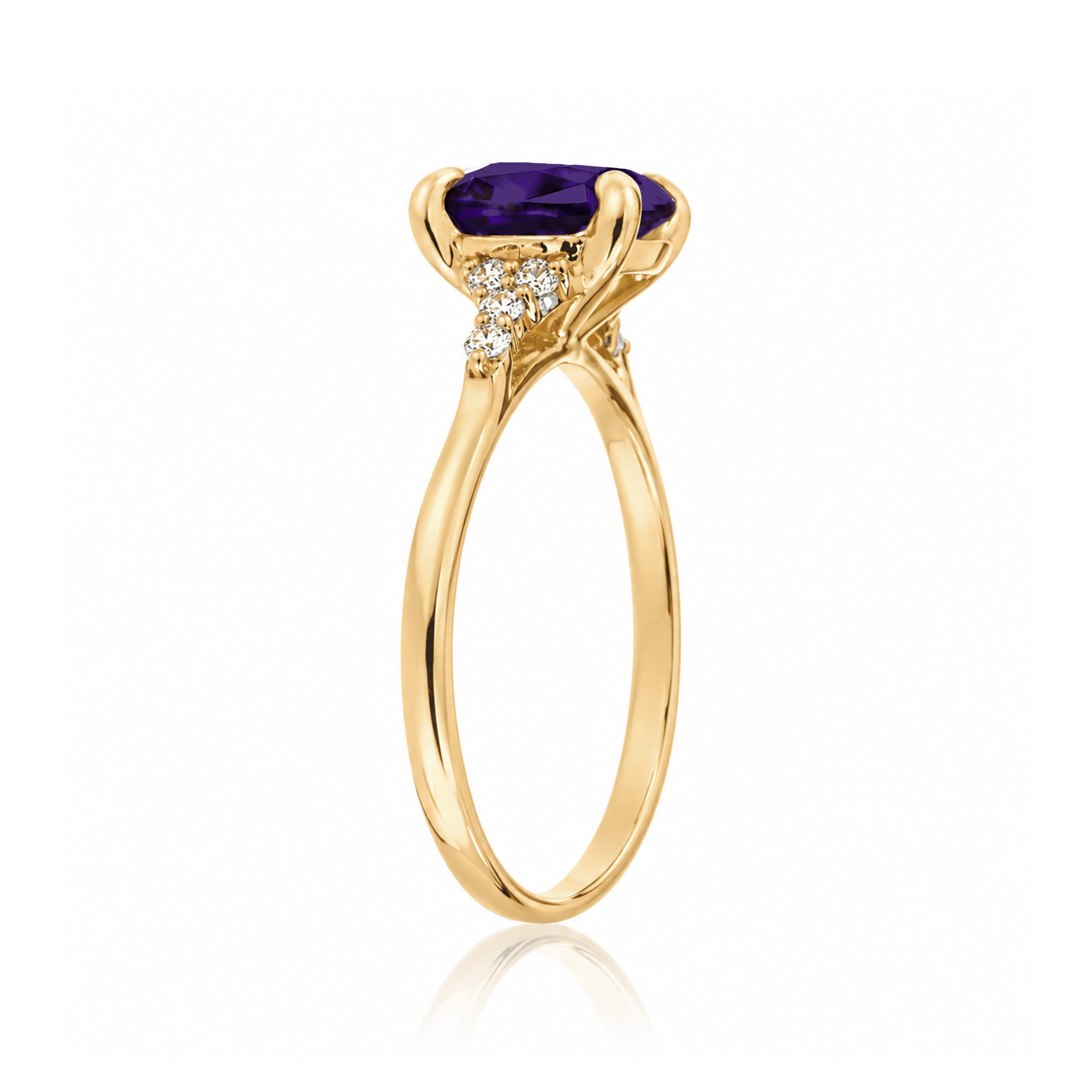 The Chloe Oval Cut Amethyst Ring