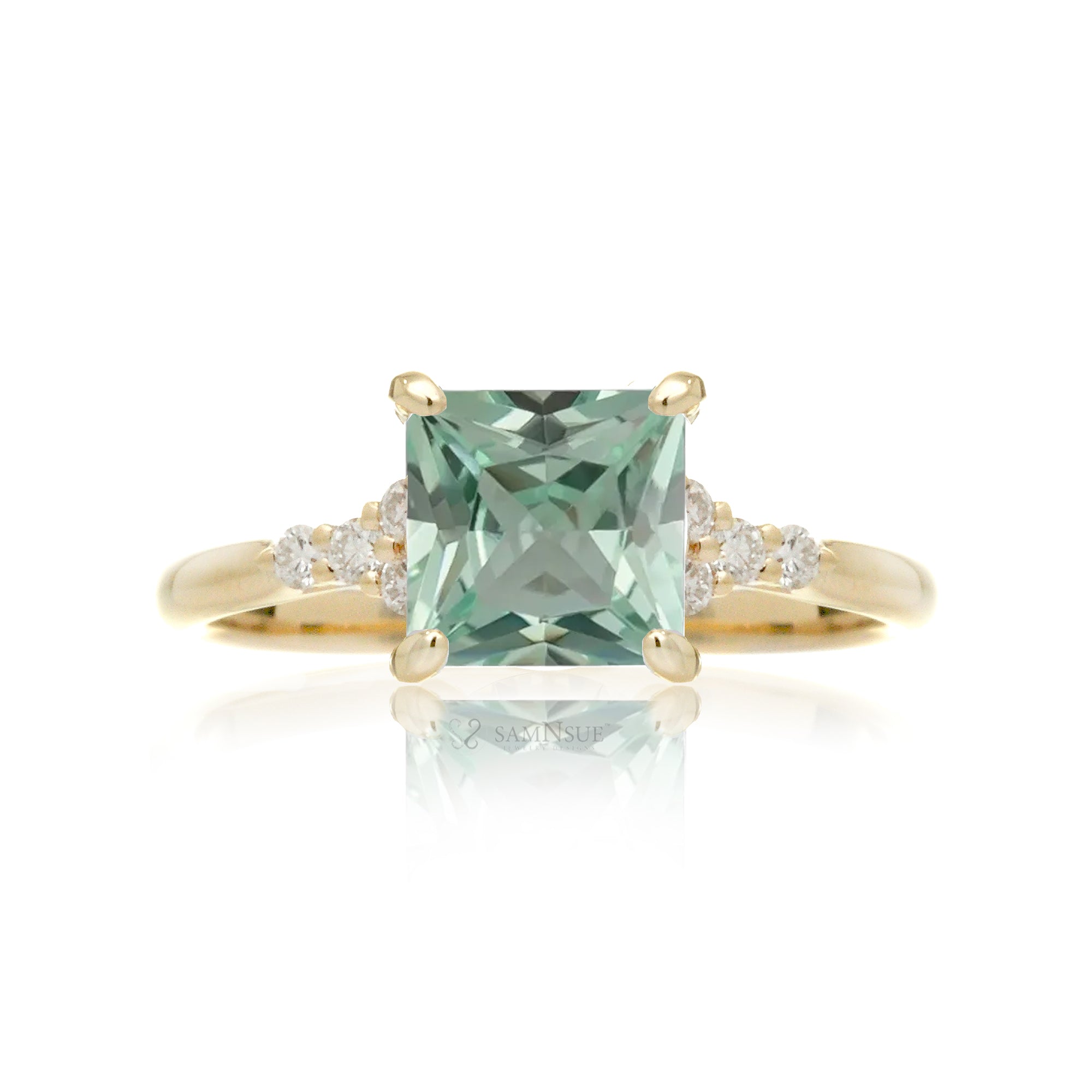 Square princess cut green sapphire and diamond ring in yellow gold - the Chloe