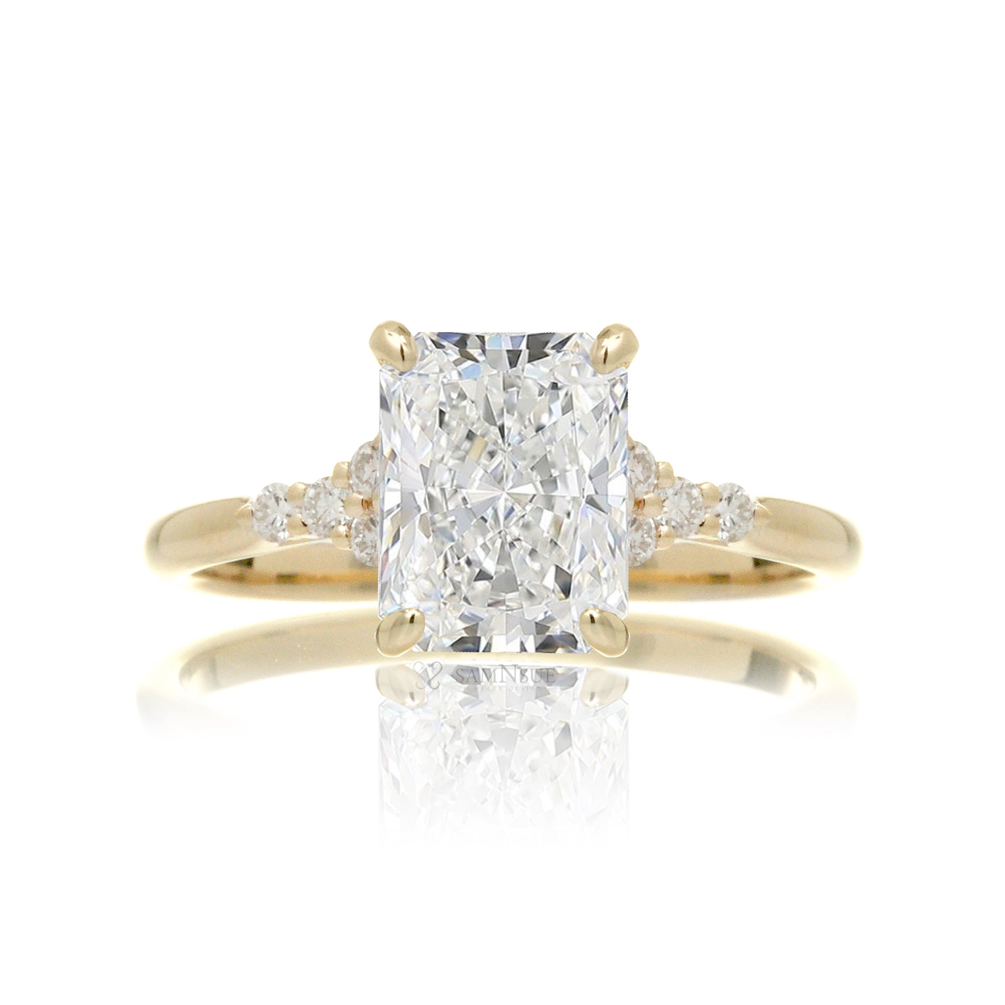 The Chloe Radiant Cut Diamond Ring (Lab-Grown)