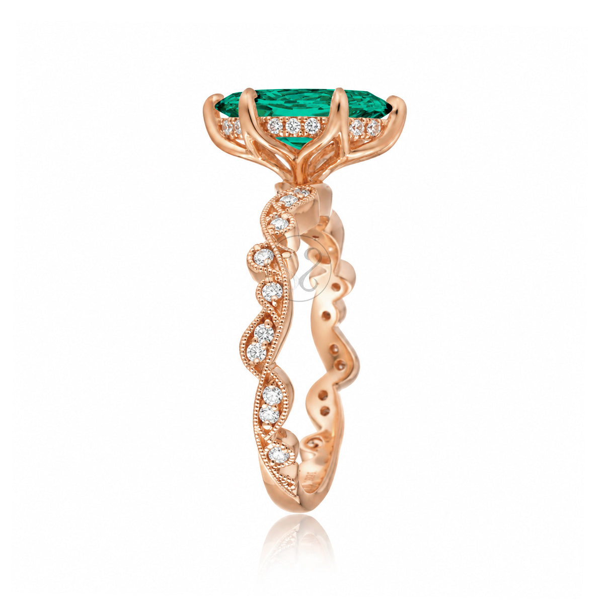 The Elara Marquise Emerald Ring