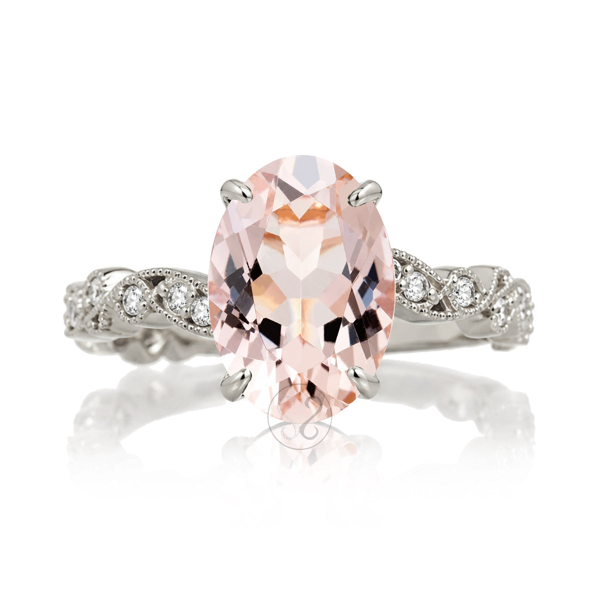 The Elara Oval Morganite Ring