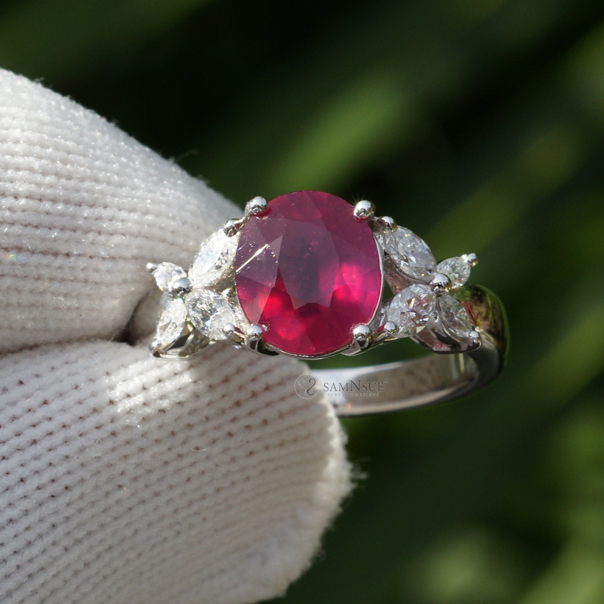 The Meryl Oval Ruby (3.10ct tw*)