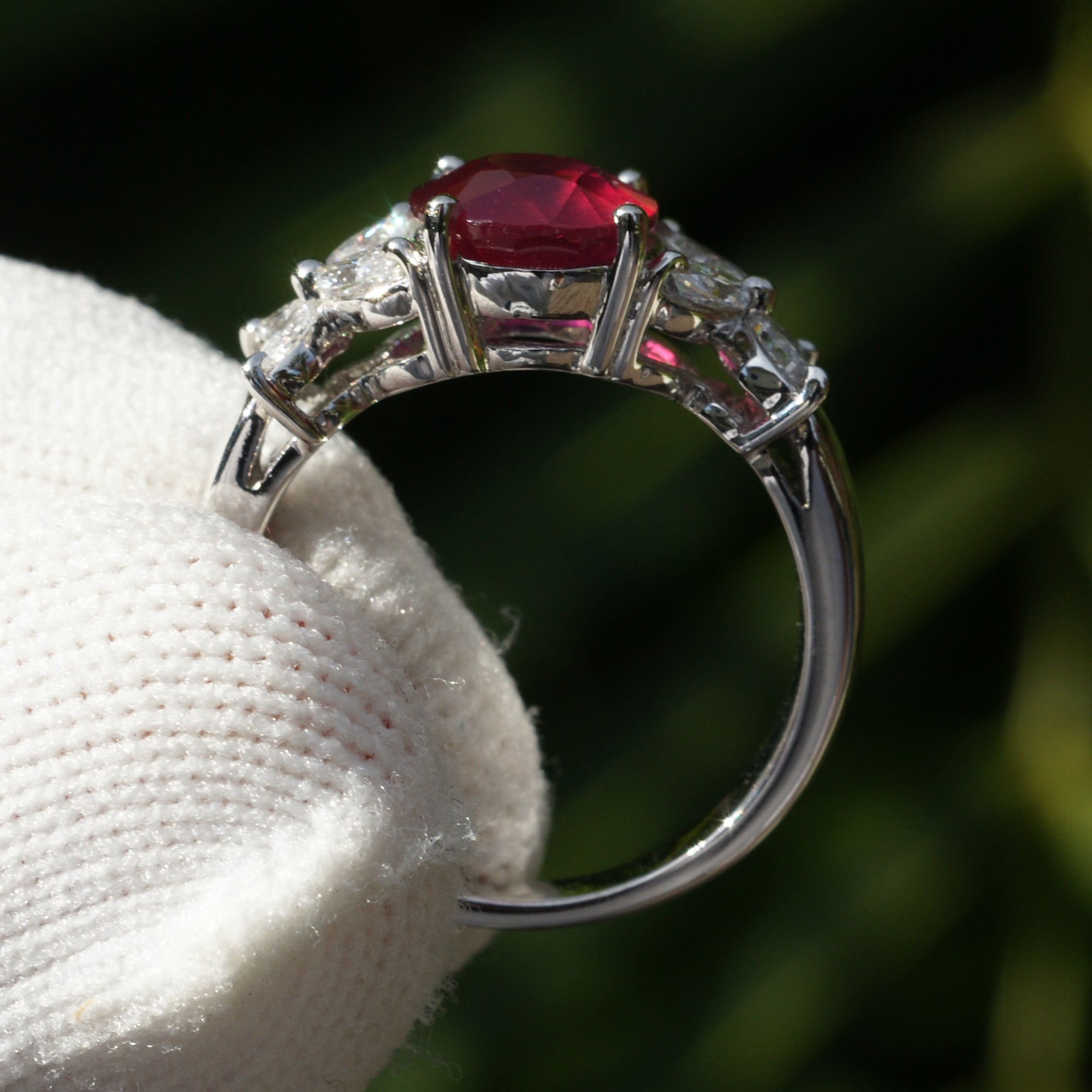 The Meryl Oval Ruby (3.10ct tw*)