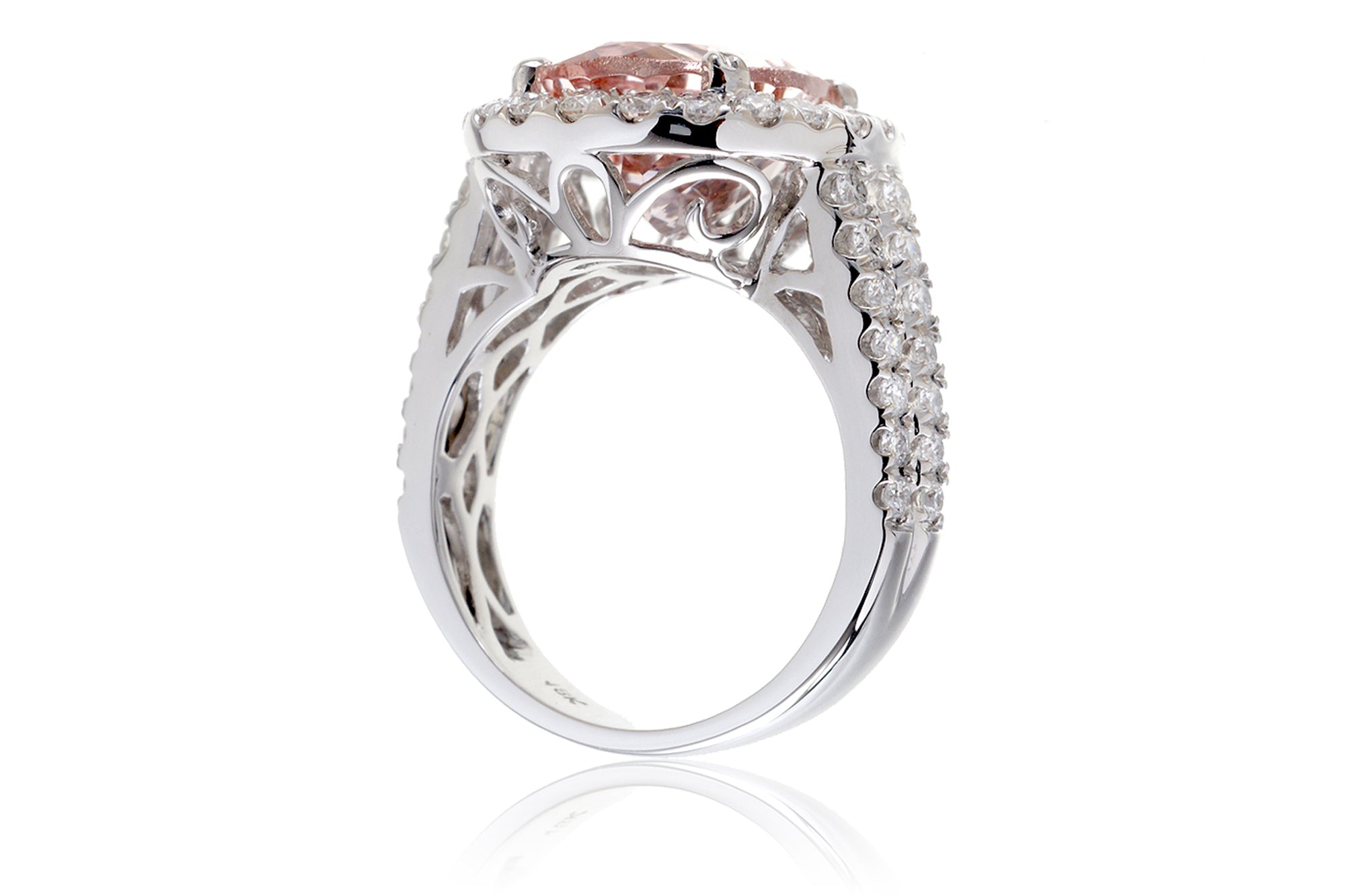 The Lydia Oval Morganite