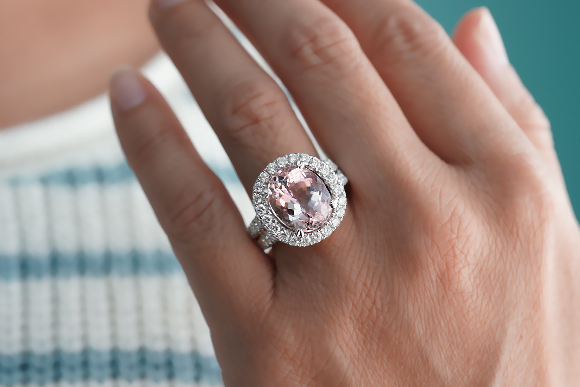 The Lydia Oval Morganite (12.5x10)