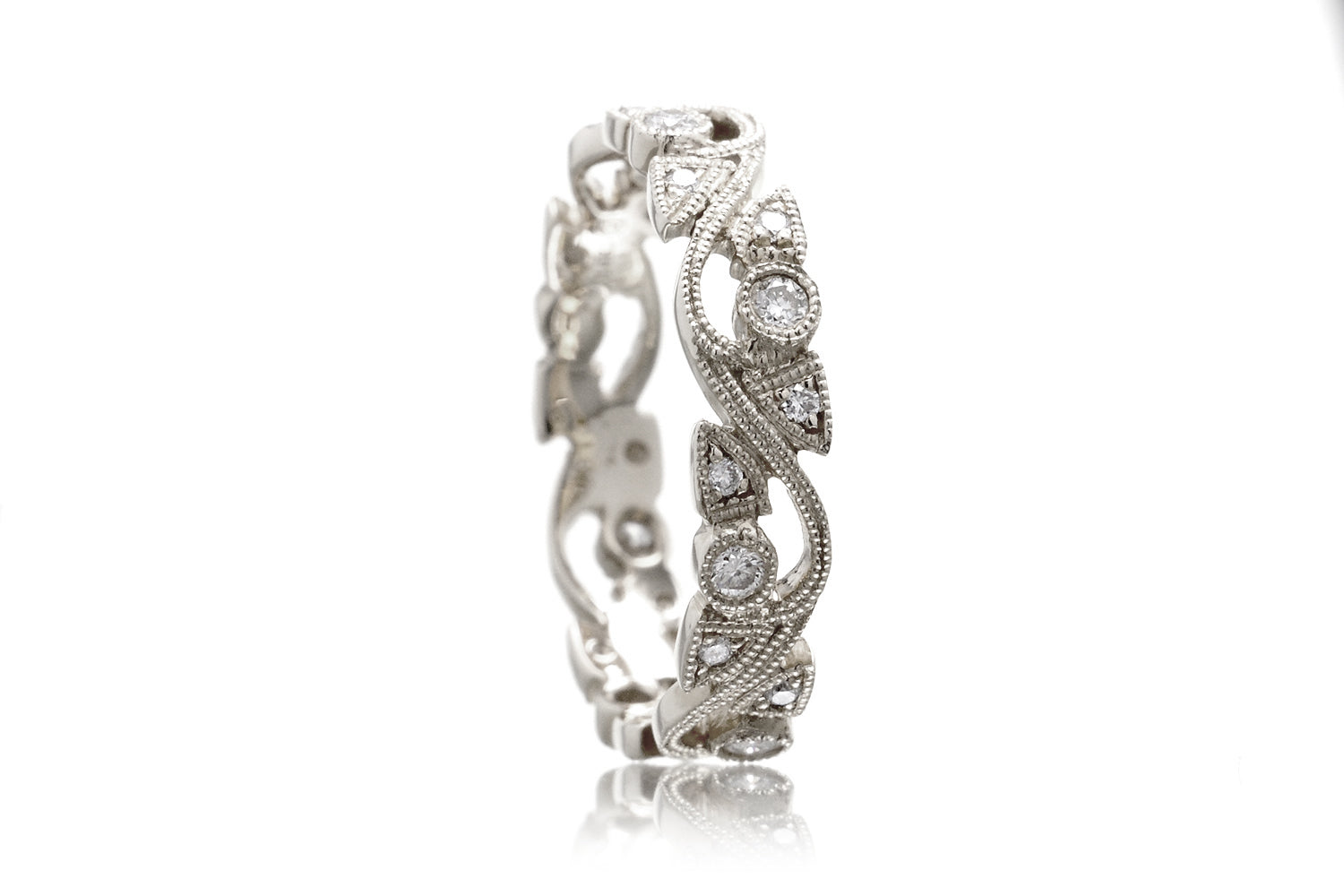 The Leaf And Vine Eternity Band