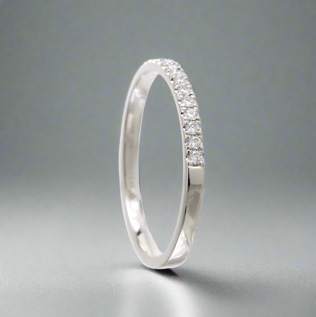 The Signature Diamond Band