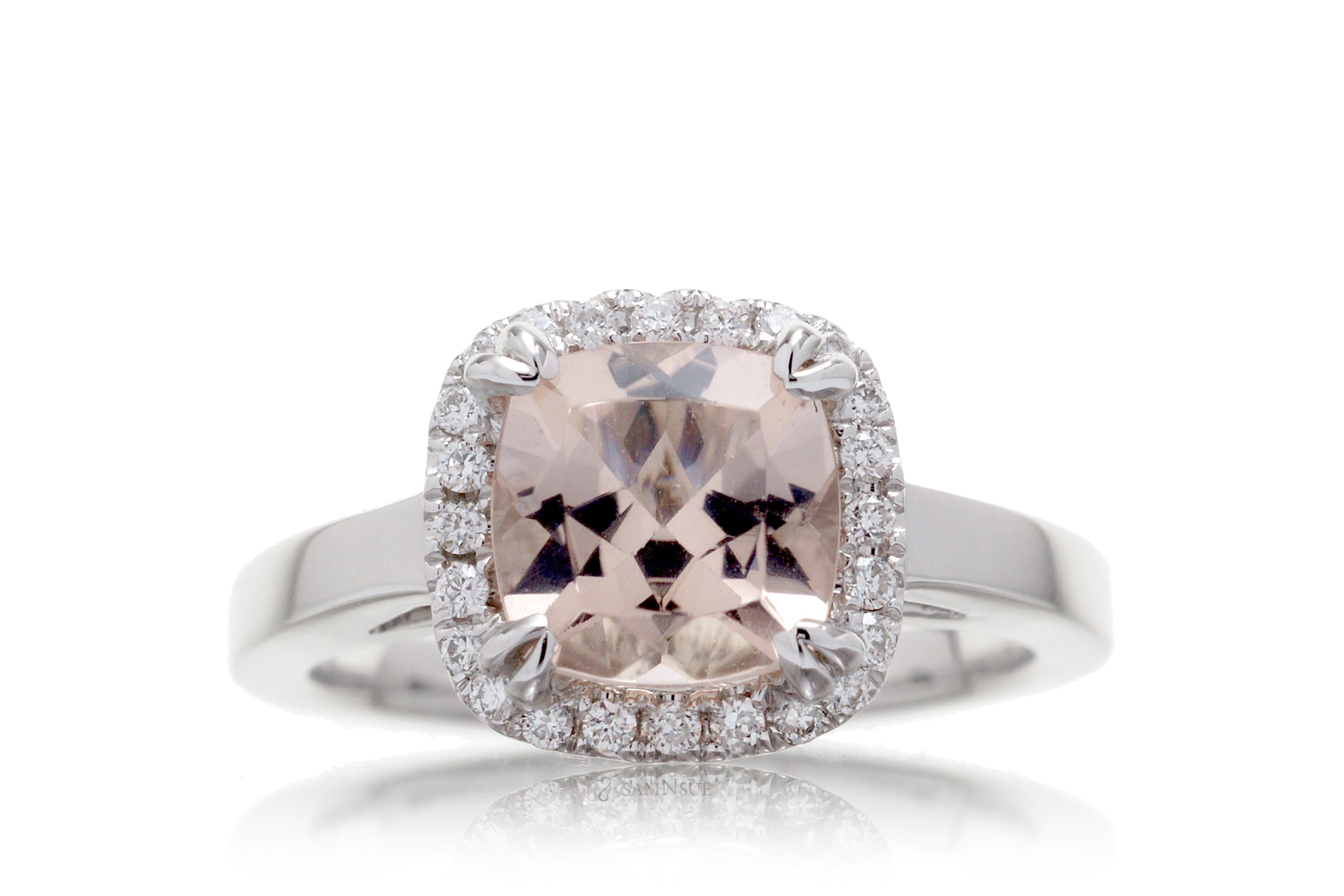 The Signature Cushion Morganite Ring (10x8mm)