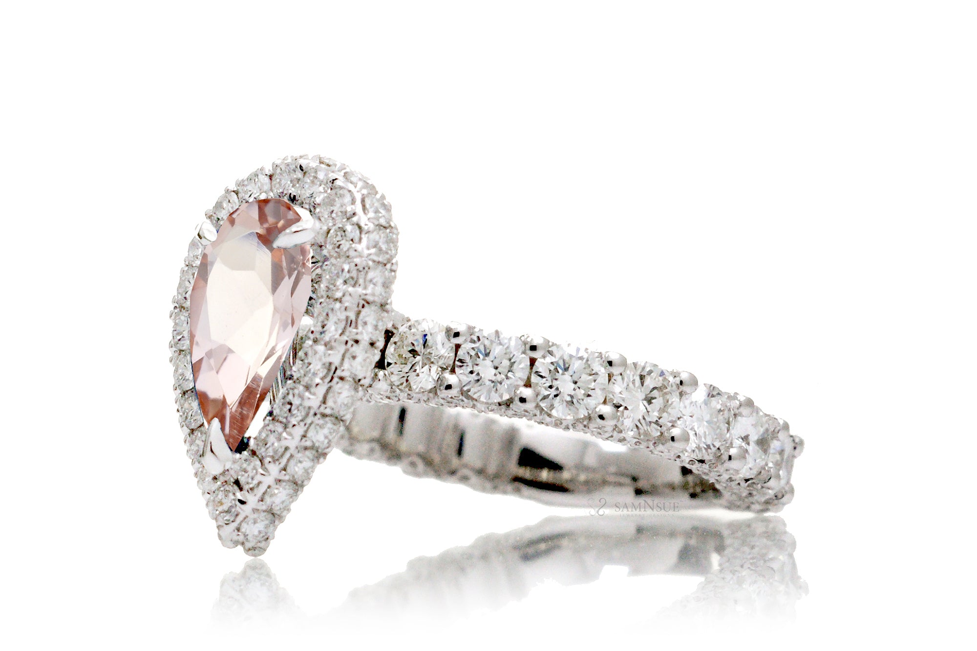 The Florence Pear Morganite Ring