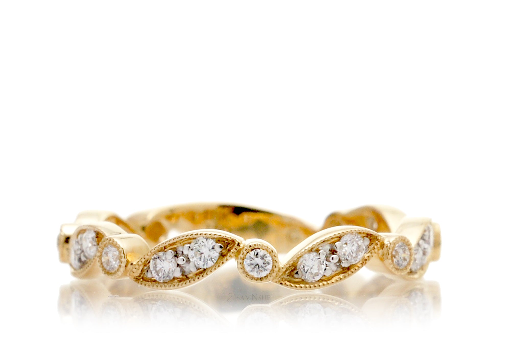 The Bay Leaf Diamond Band