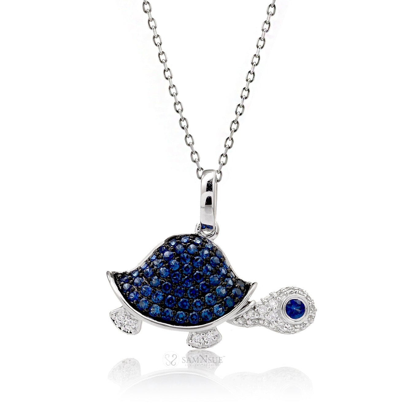Turtle necklace with blue sapphire in white gold