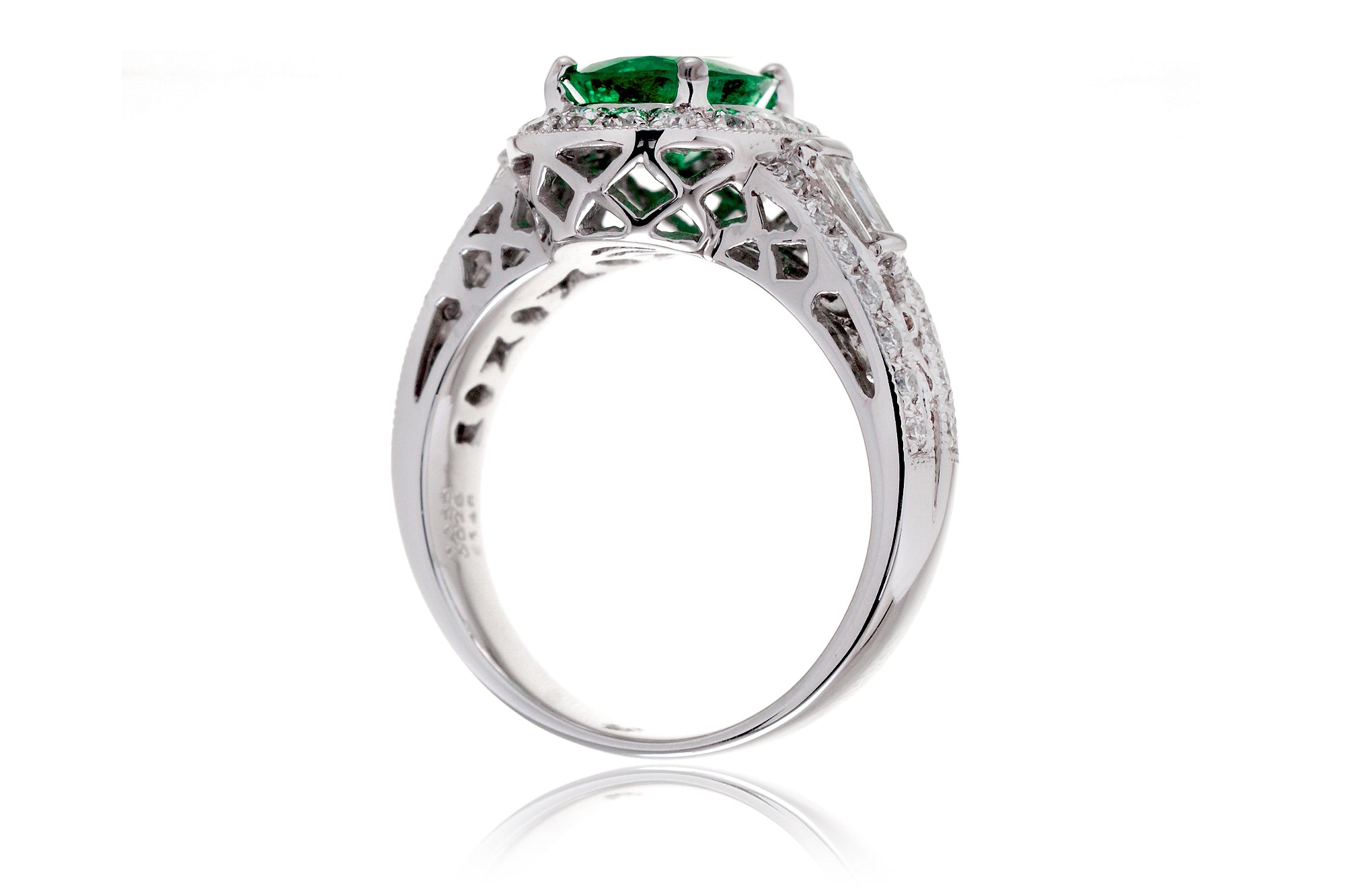 The Janell Oval Green Emerald Ring (2.27 ct. tw.)