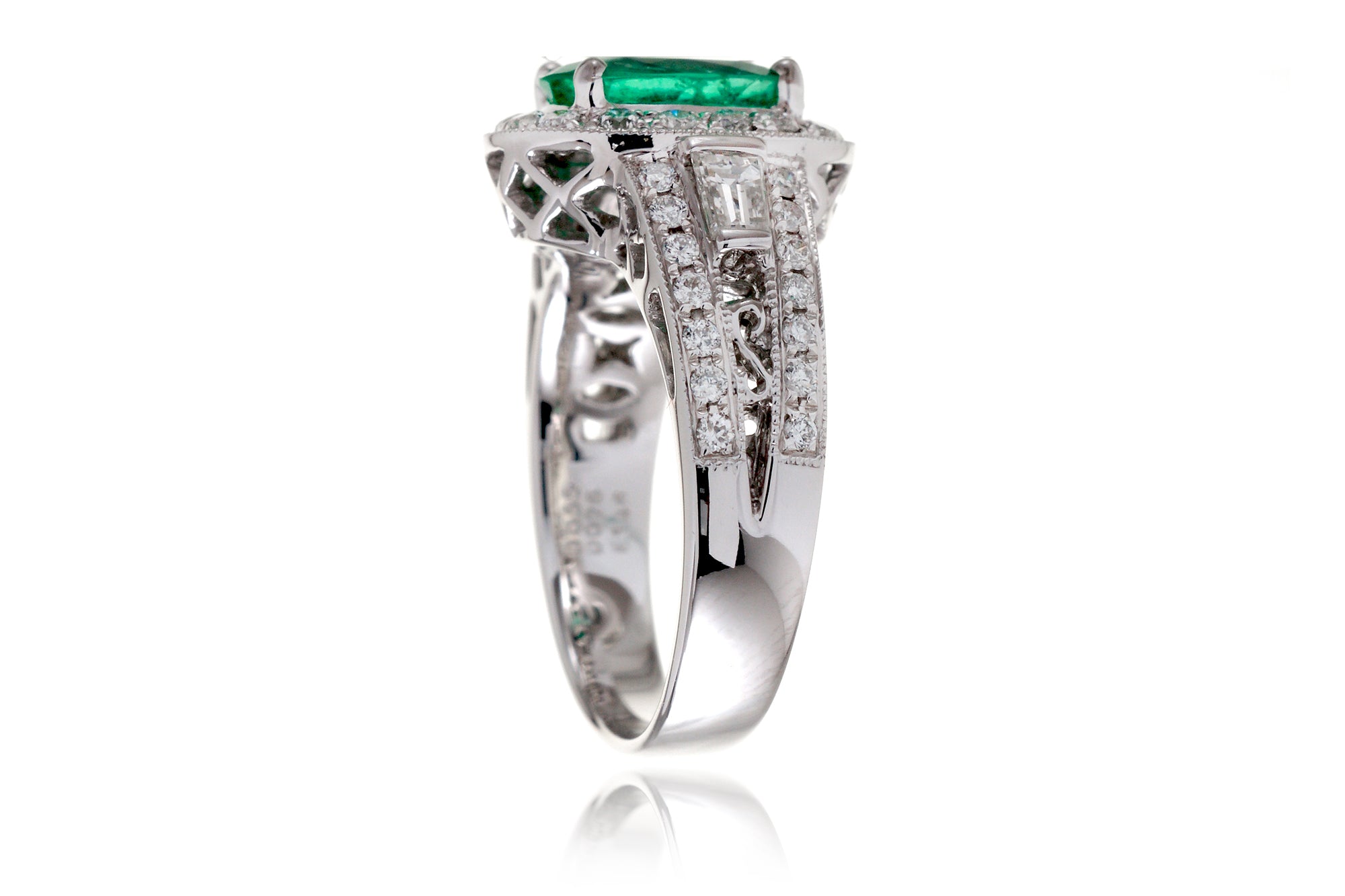 The Janell Oval Green Emerald Ring (2.27 ct. tw.)