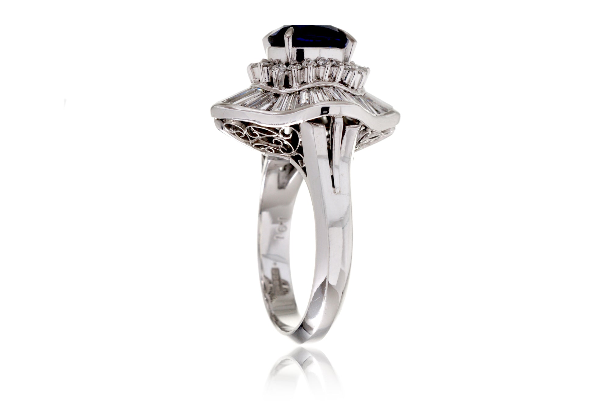 The Emersyn Oval Sapphire Platinum Ring (3.48ct. tw.)