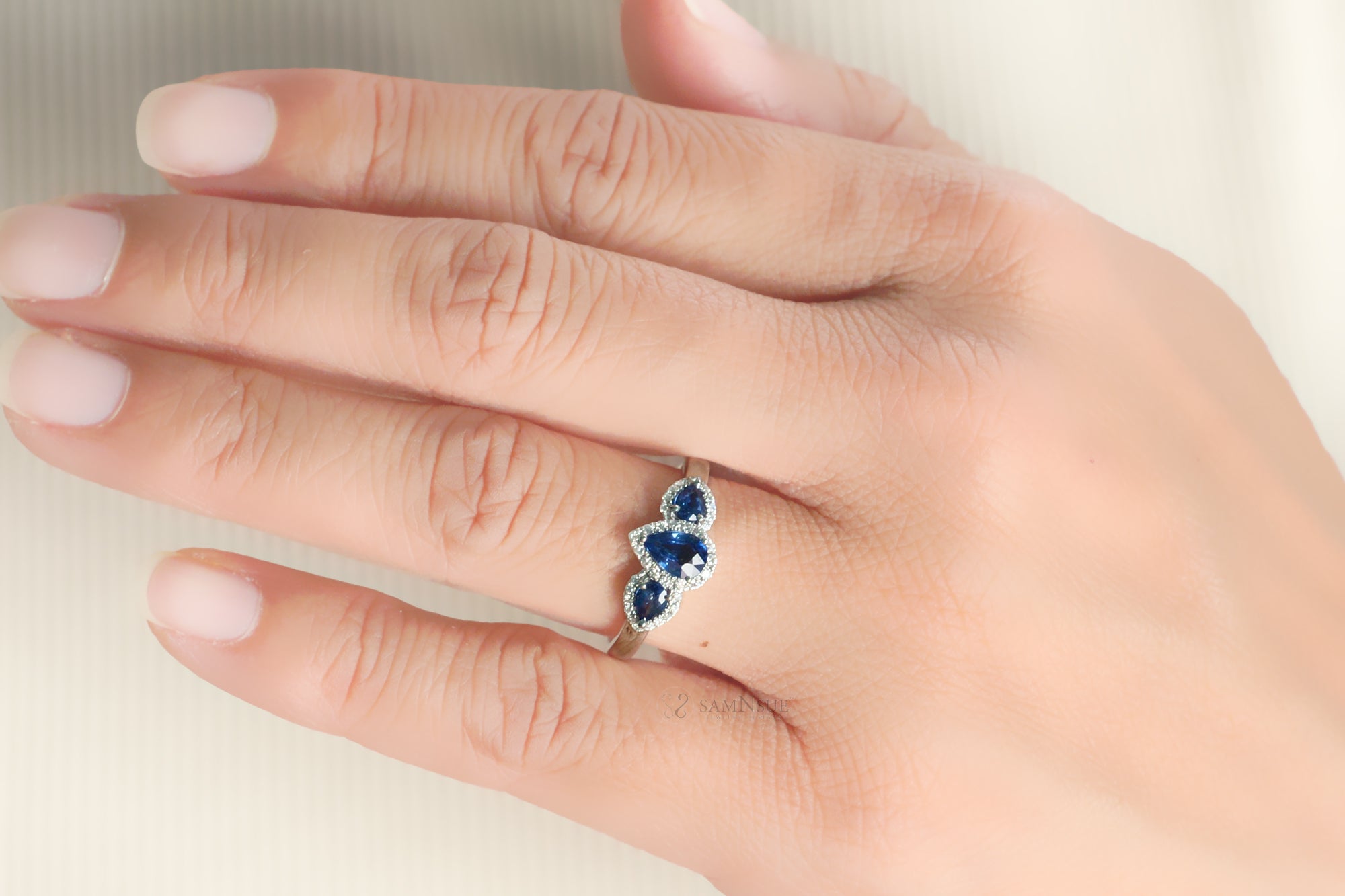 The Nellie Pear Sapphire Ring (0.93 ct. tw.)
