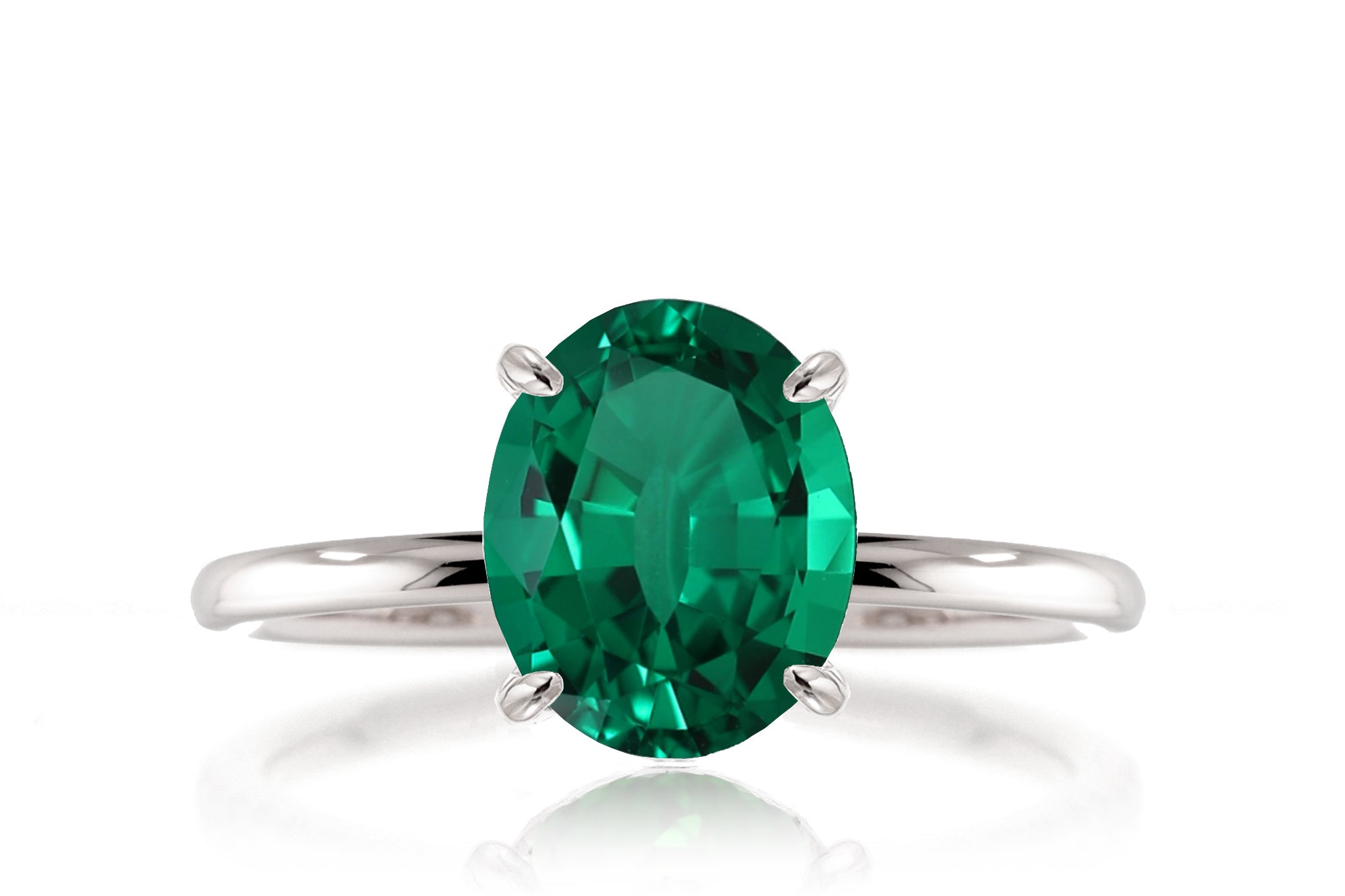 The Ava Oval Emerald Ring (Lab-Grown)