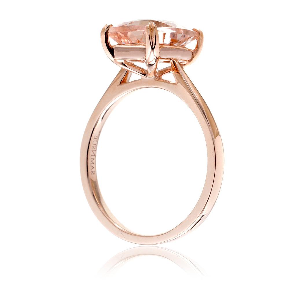 The Emily Oval Cut Morganite Ring