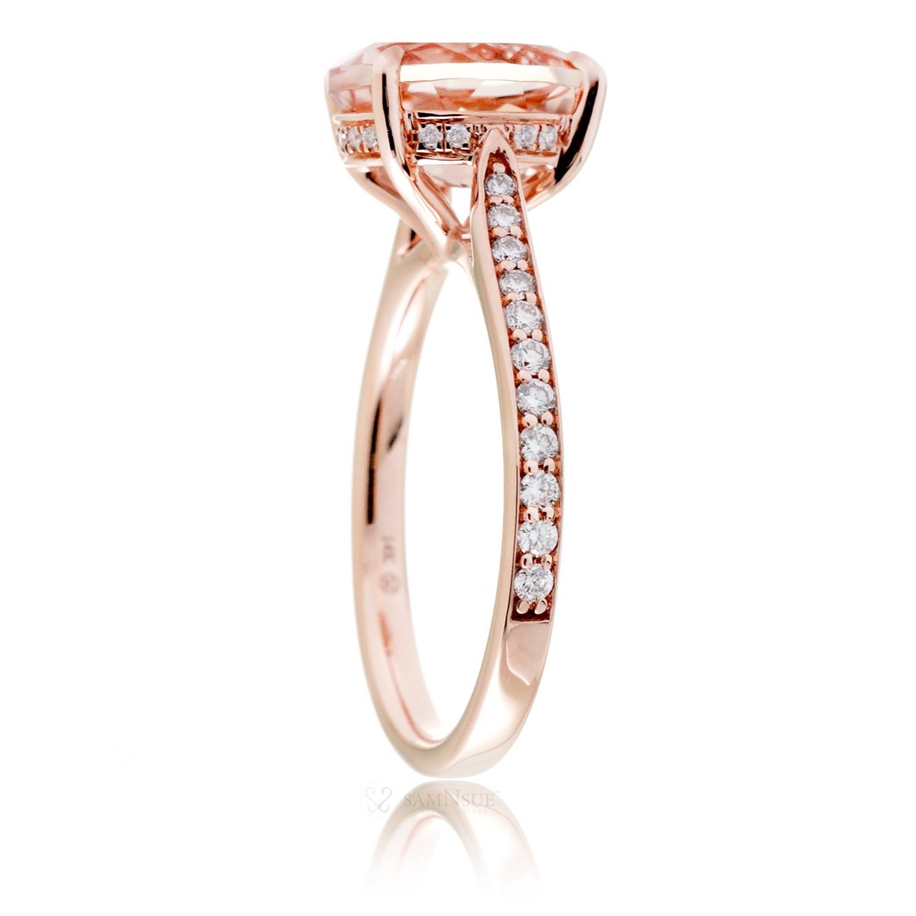 The Emily Oval Cut Morganite Ring