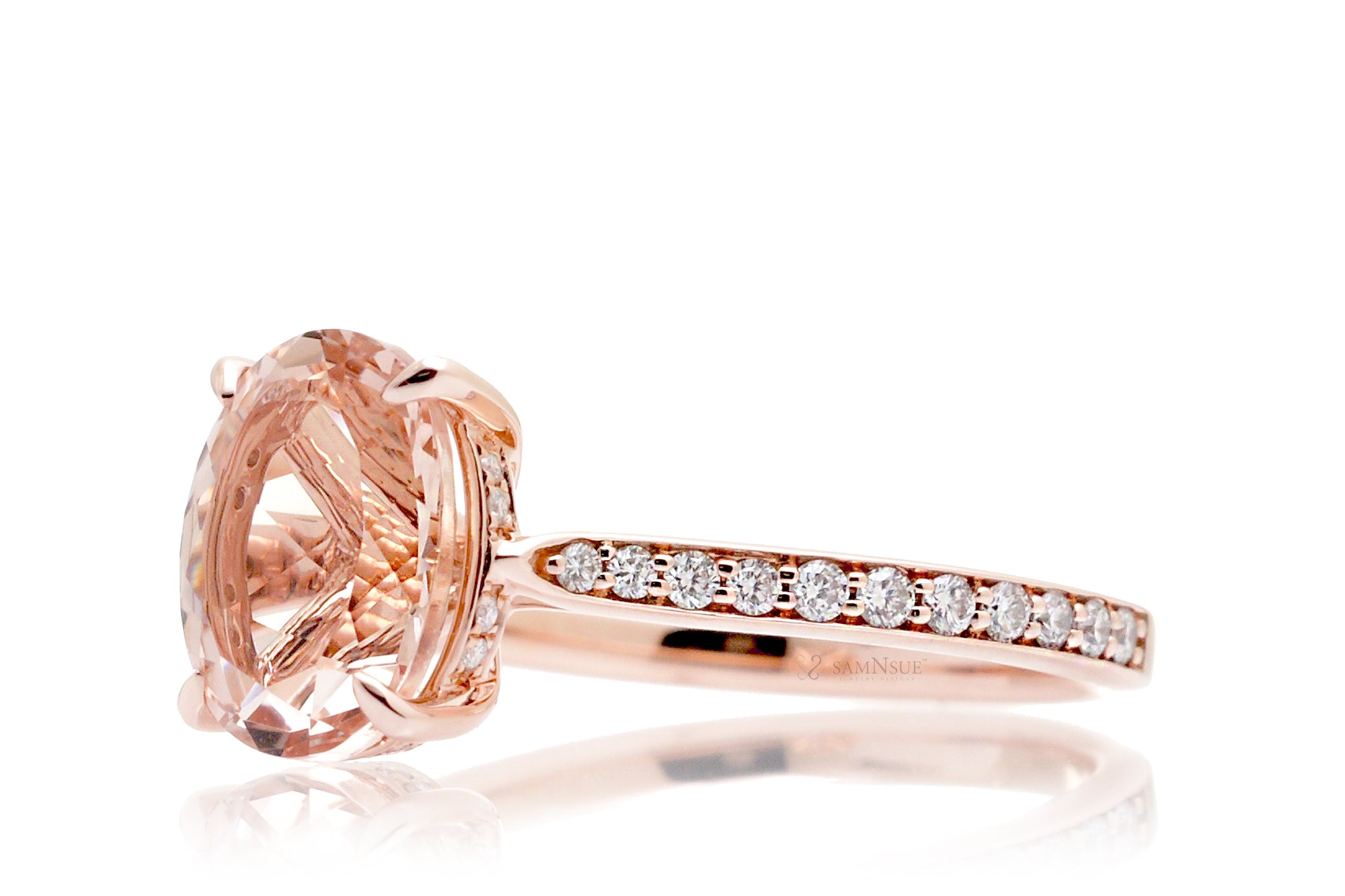 The Emily Oval Morganite