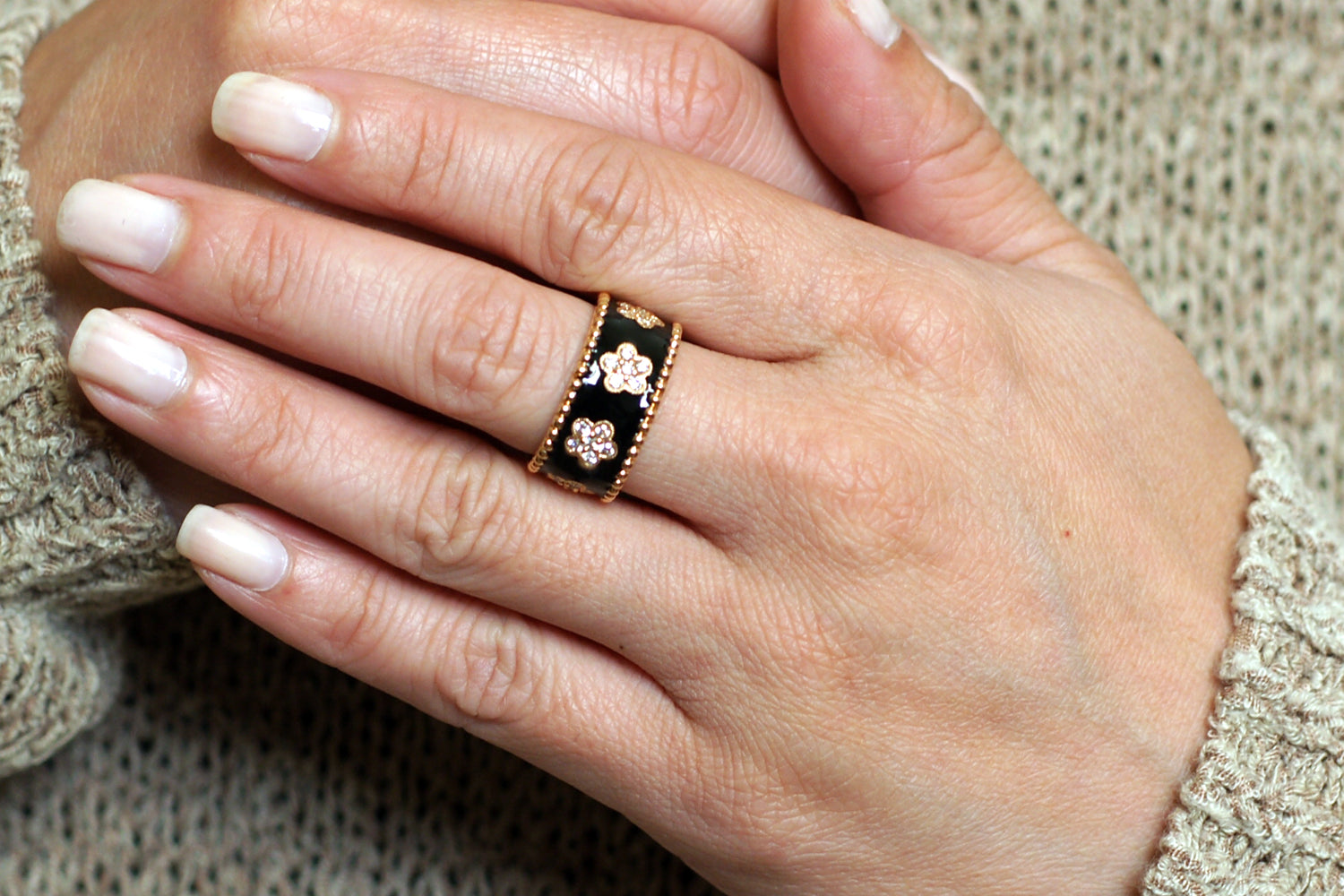 The Bernadette Diamond Ring (Black)