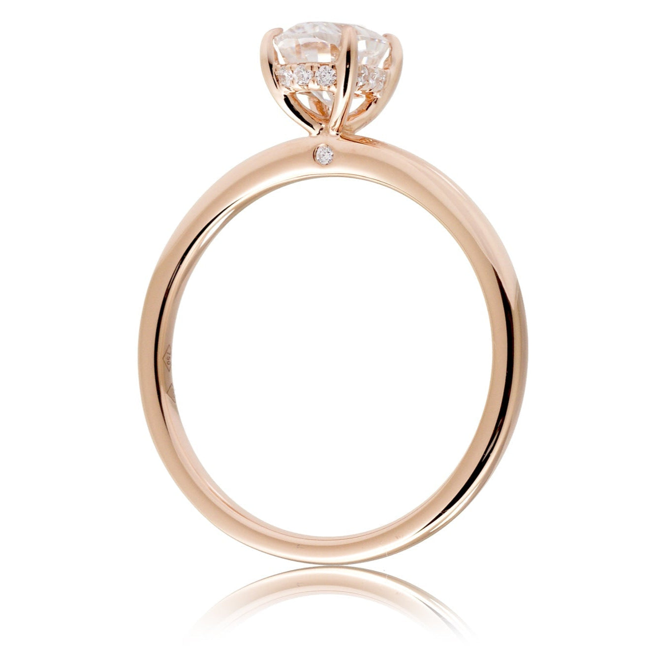 The Lucy Oval Diamond Ring (Lab-Grown)