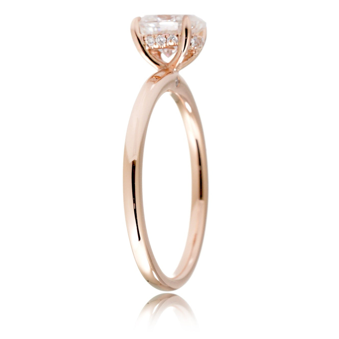 The Lucy Oval Diamond Ring (Lab-Grown)