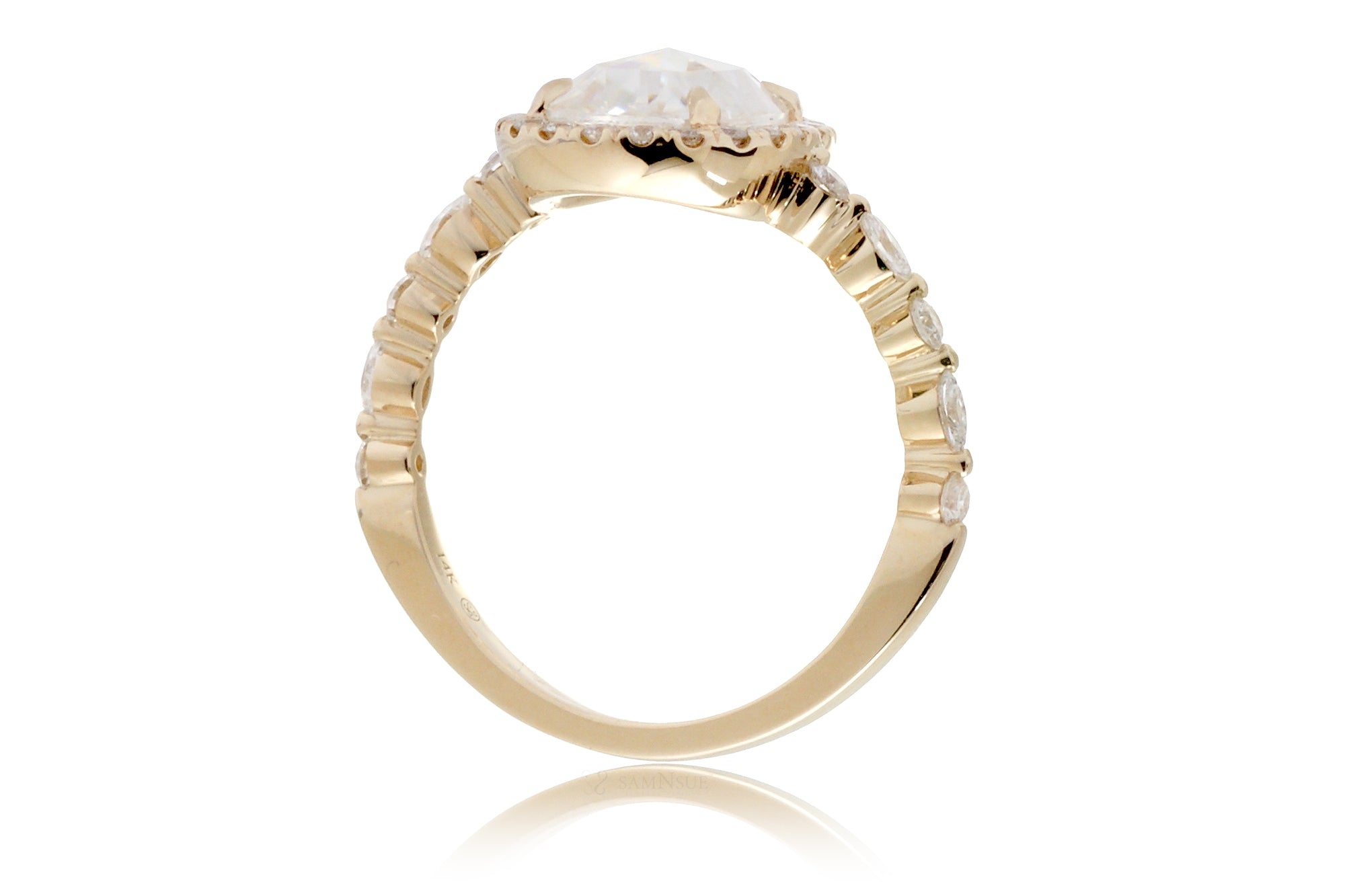 The Nora Rose Cut Oval Moissanite