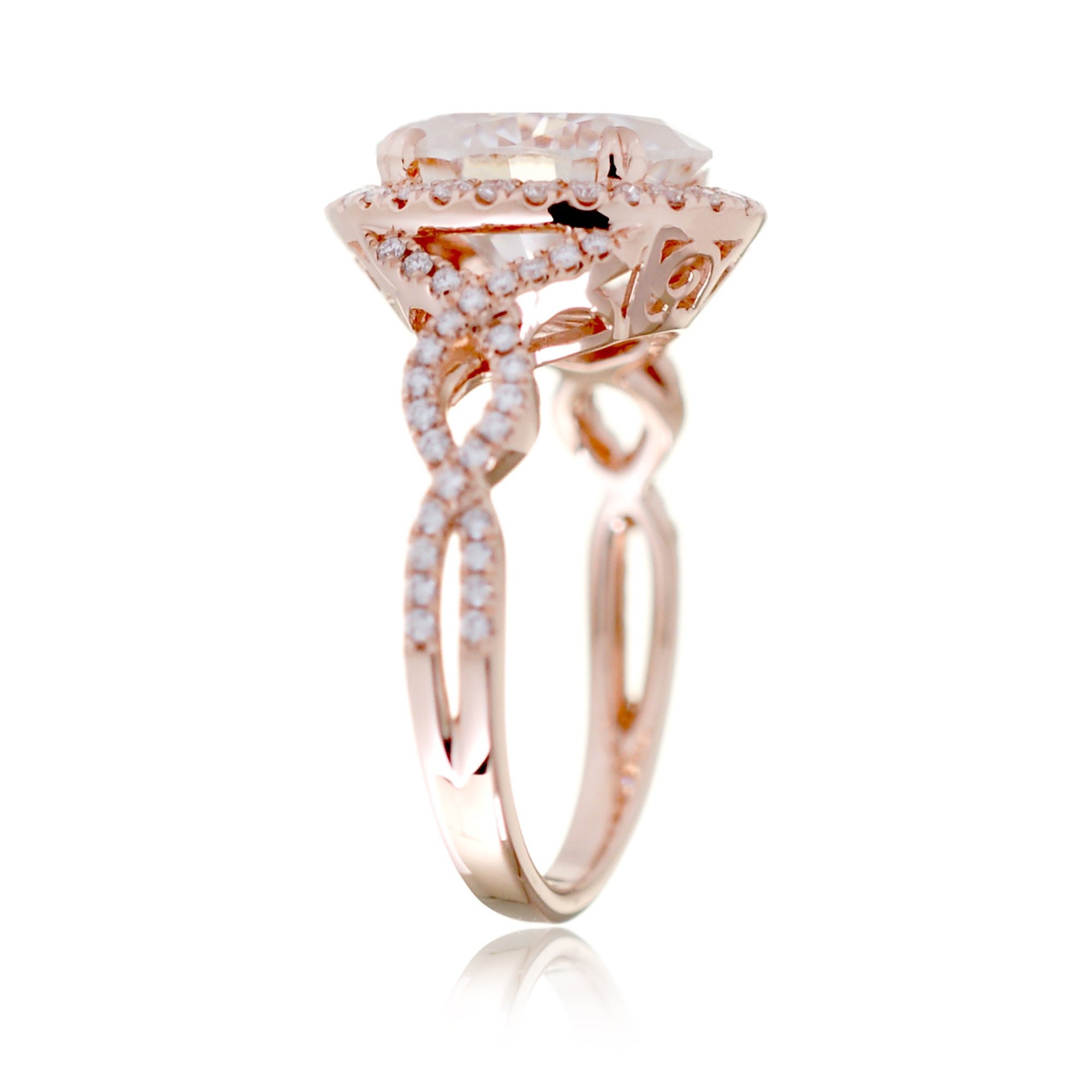 The Shelly Oval Moissanite Ring