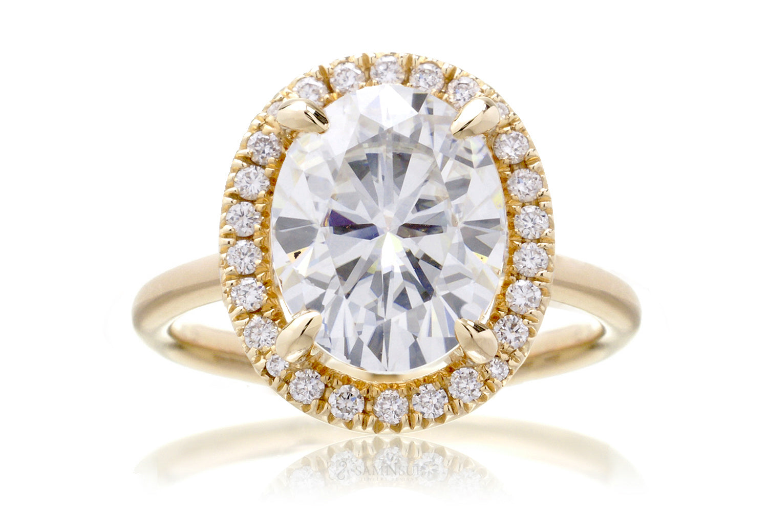 The Drenched Oval Moissanite Ring