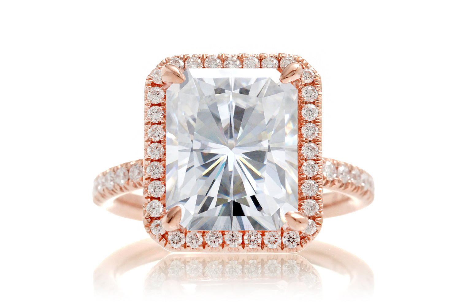 The Drenched Radiant Halo Moissanite