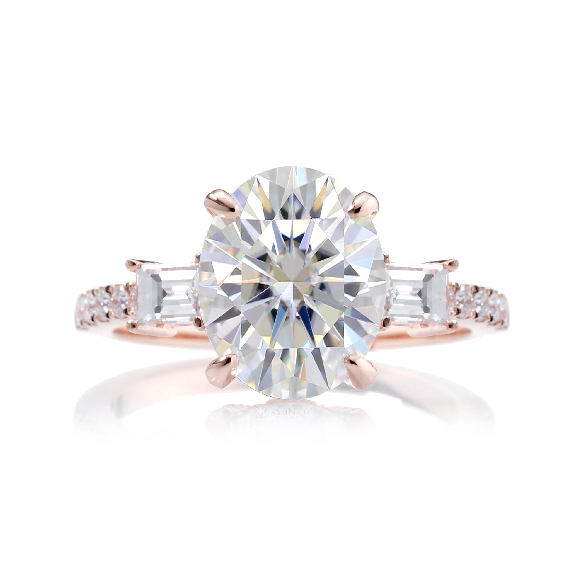 The Rey Oval Moissanite Ring