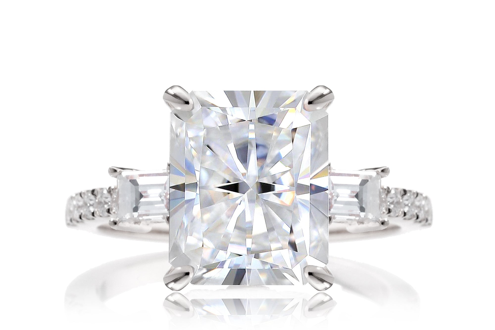 The Rey Radiant Moissanite