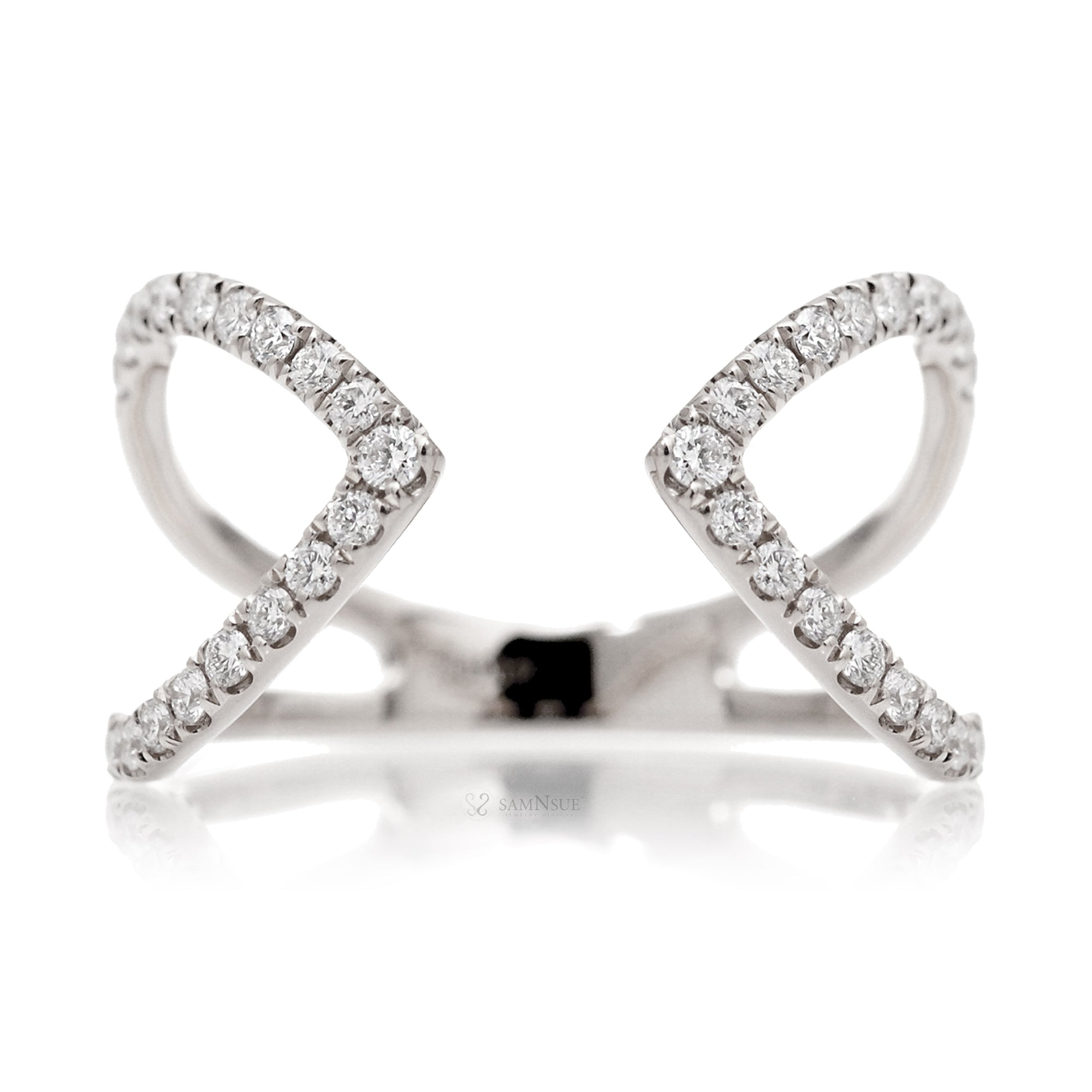 Open diamond band fashion designer style double arrow white gold