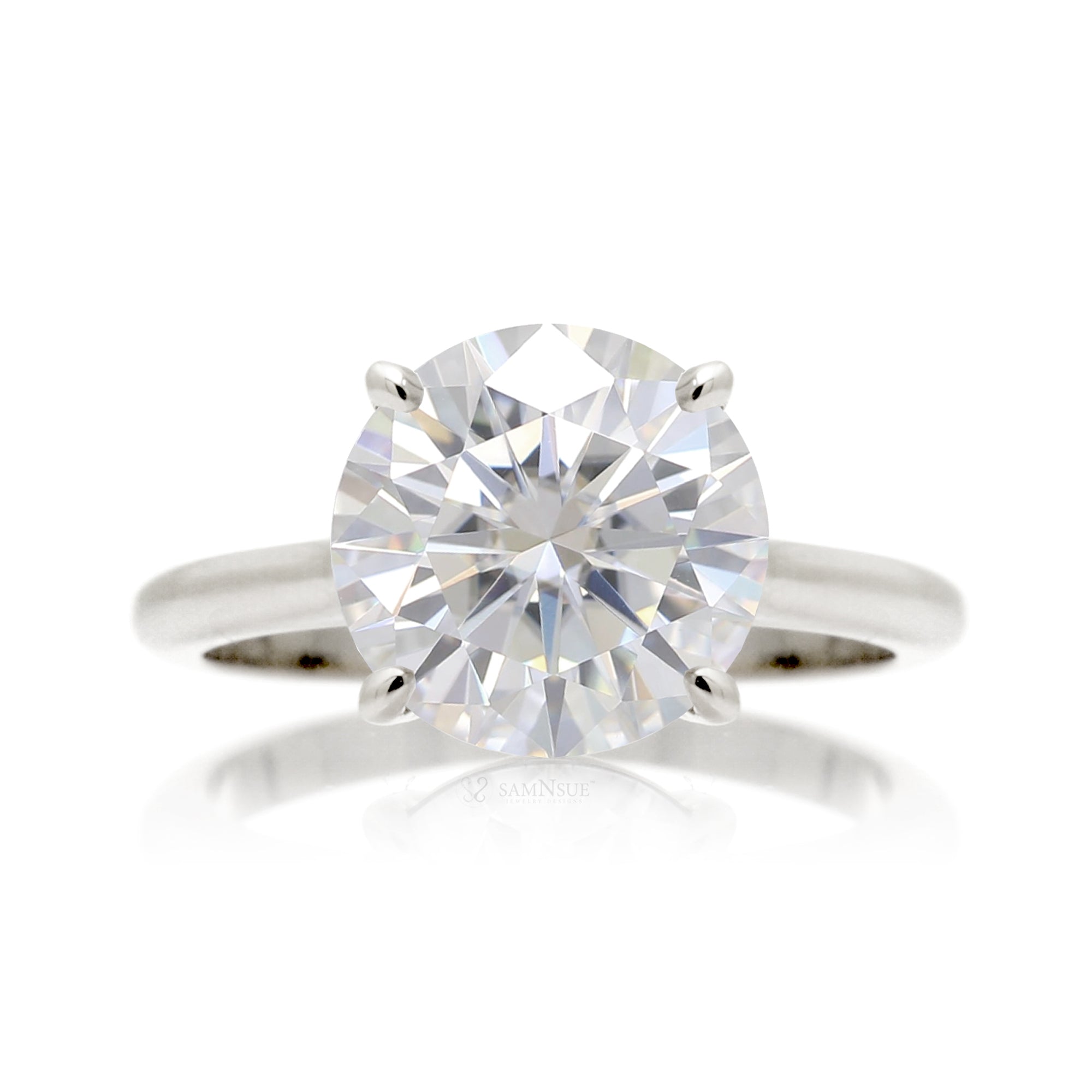 The Kim Round Moissanite