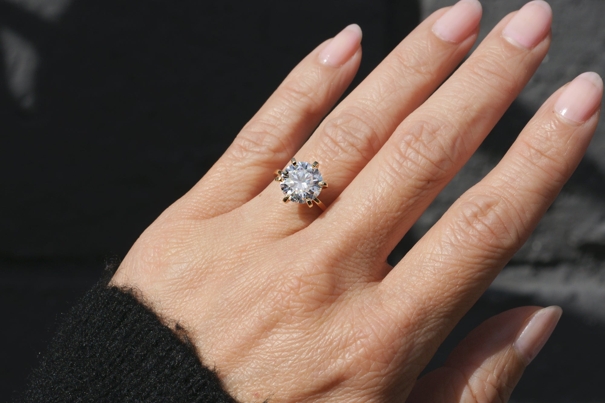 The Adeline Round Moissanite 9mm 18k yellow gold