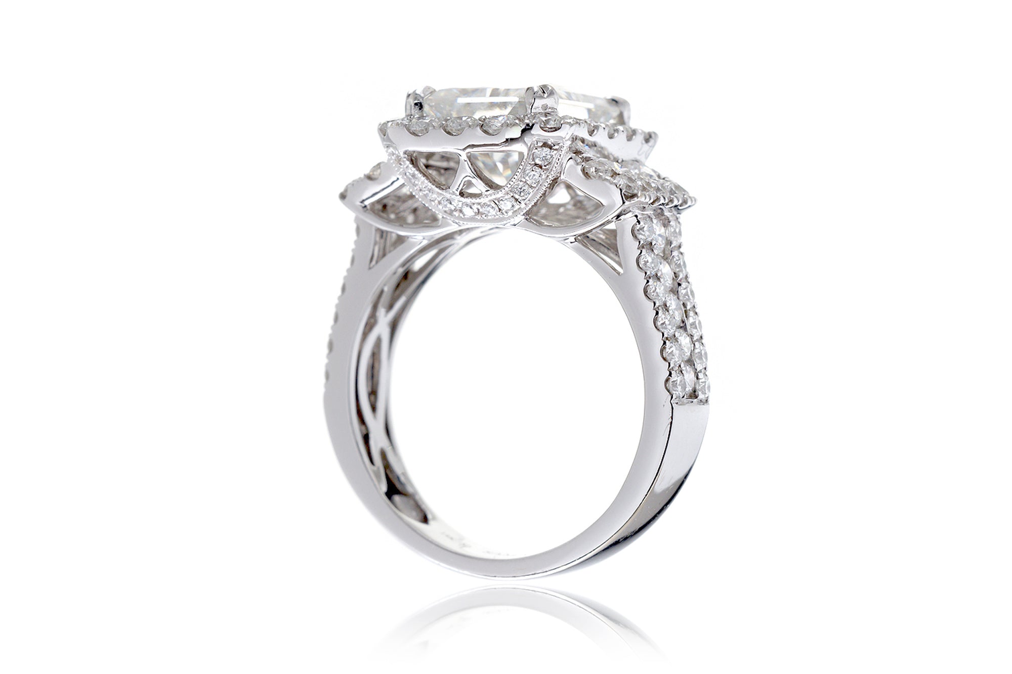 The Sydney Radiant Cut Diamond Ring