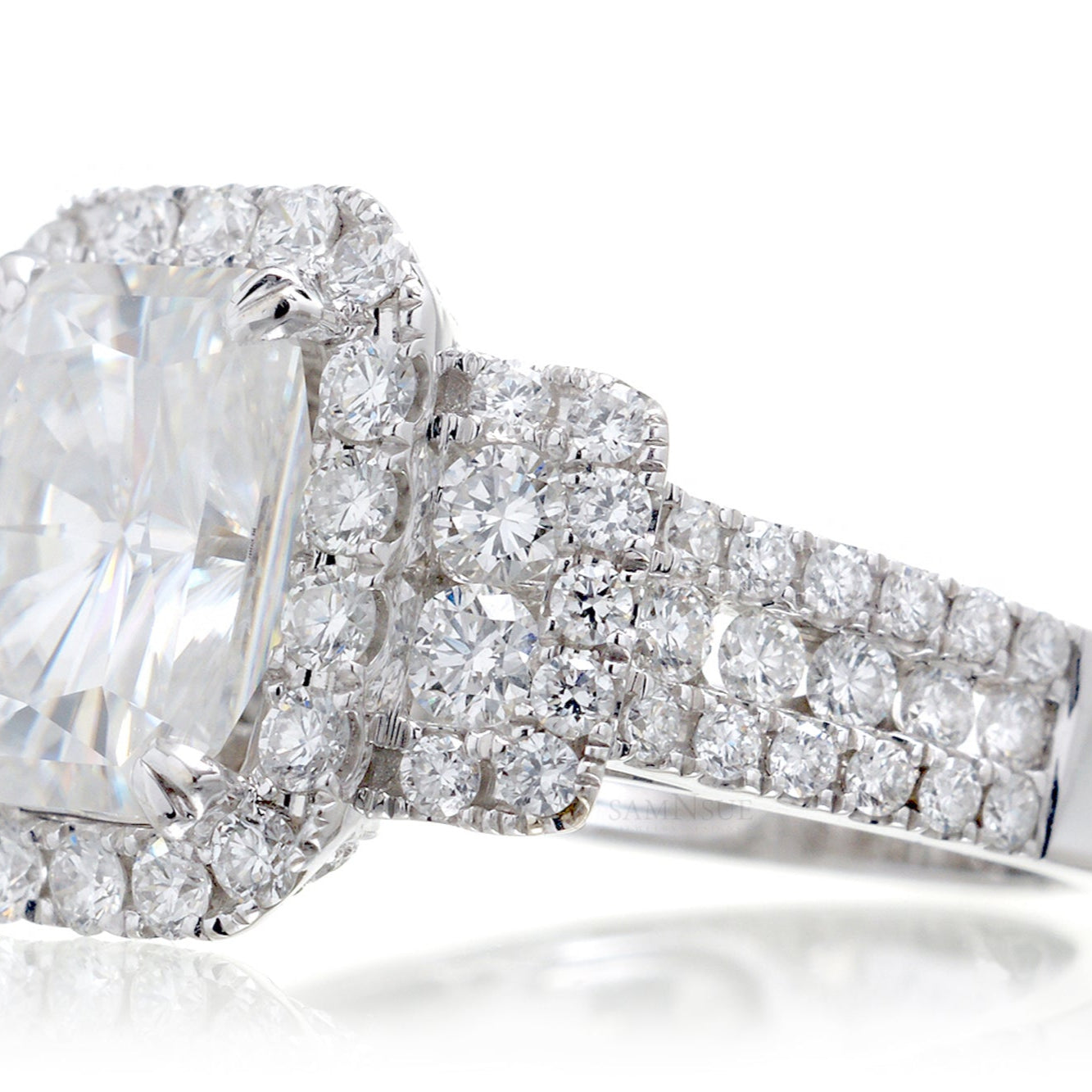 Radiant Cut Diamond Engagement Ring in White Gold