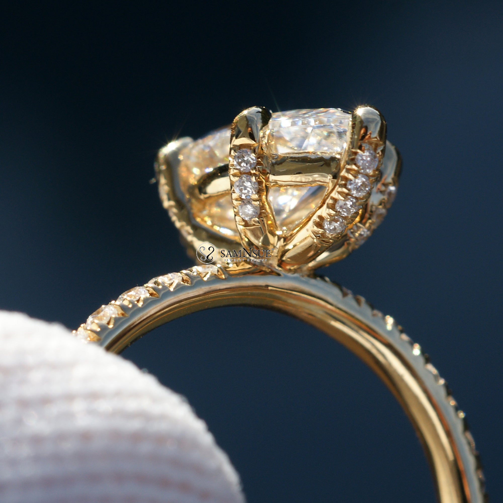 Marquise cut diamond with six prongs like Selena Gomez ring