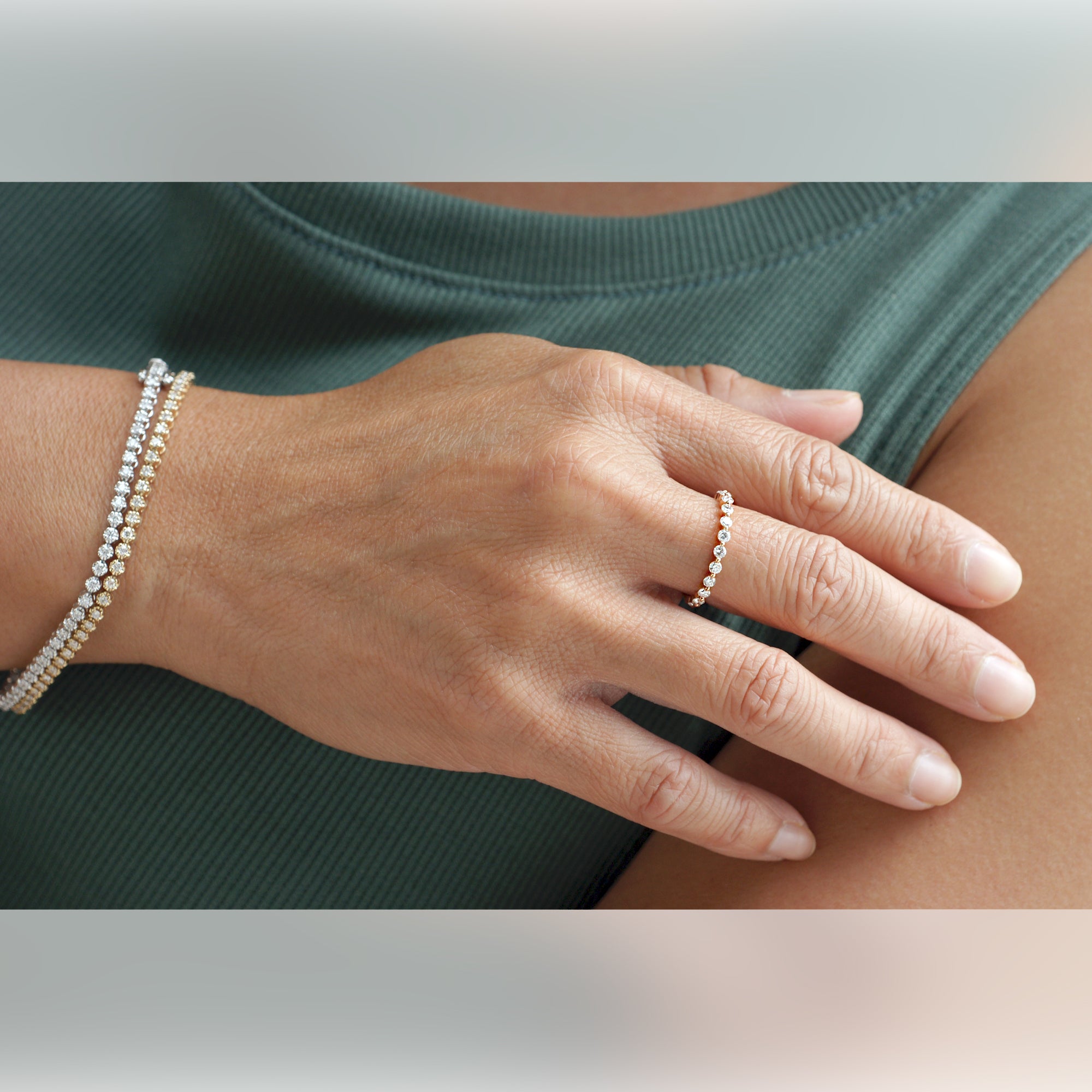 Floating Round Diamond Wedding Band