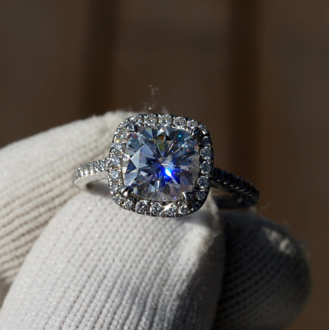 The Signature Cushion Moissanite 8x8mm 18k White Gold