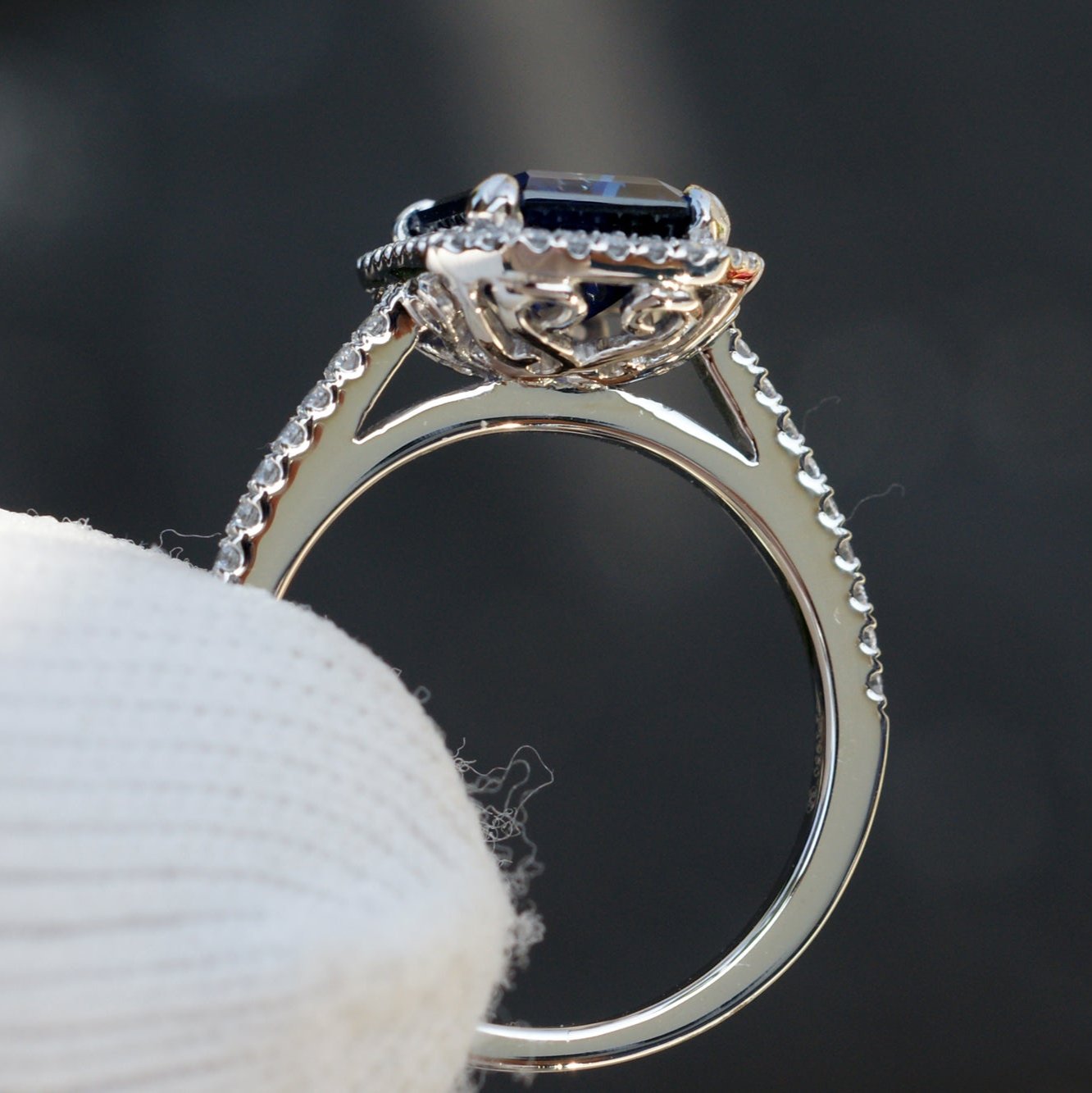 The Signature Emerald Cut Sapphire 9x7mm Platinum