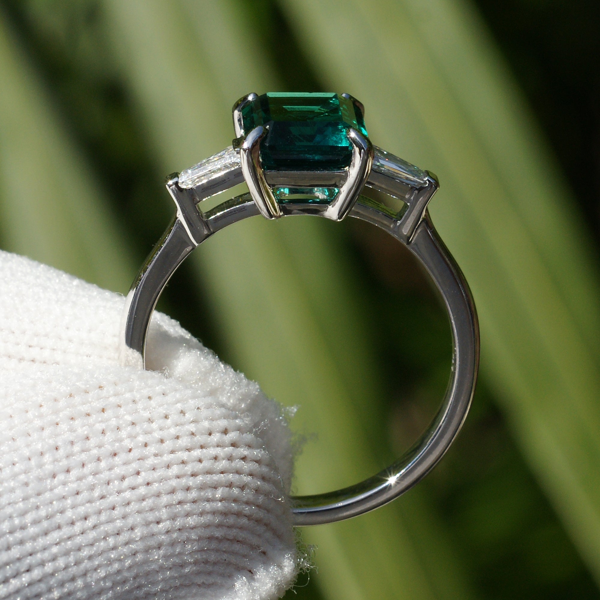 The Alice Emerald Step Cut Ring (9x7mm)