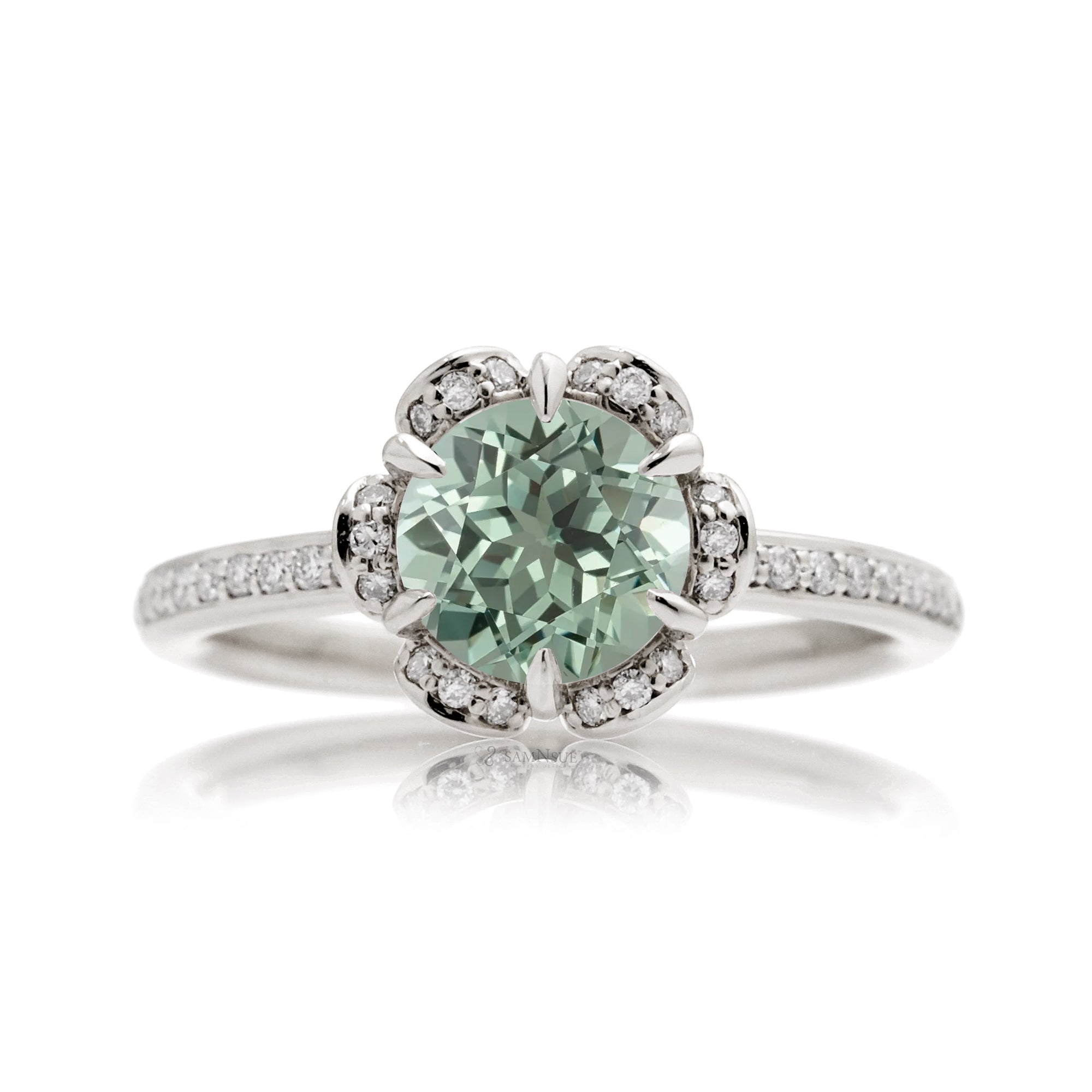 The Anemone Round Green Sapphire Ring (Lab Grown)