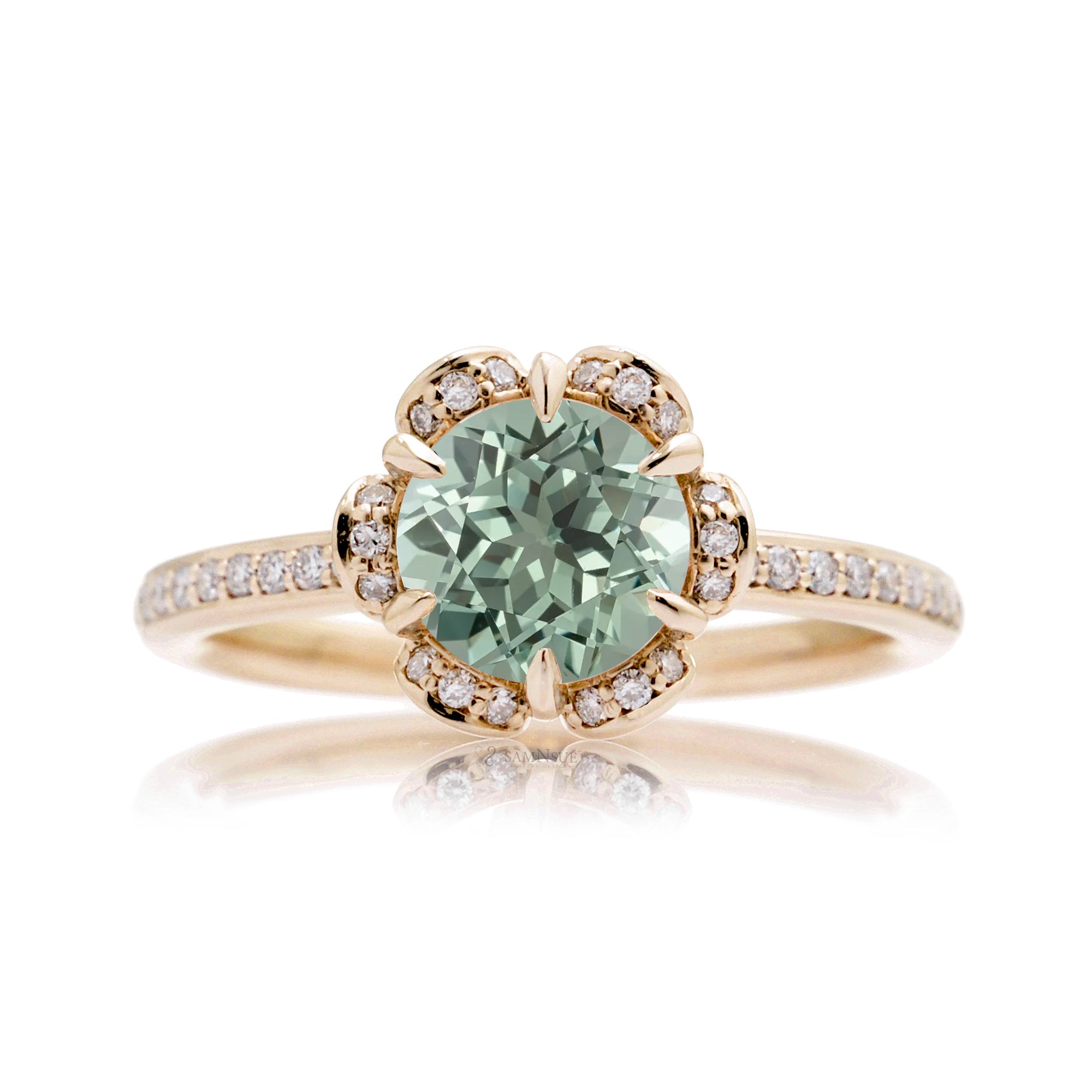 The Anemone Round Green Sapphire Ring (Lab Grown)